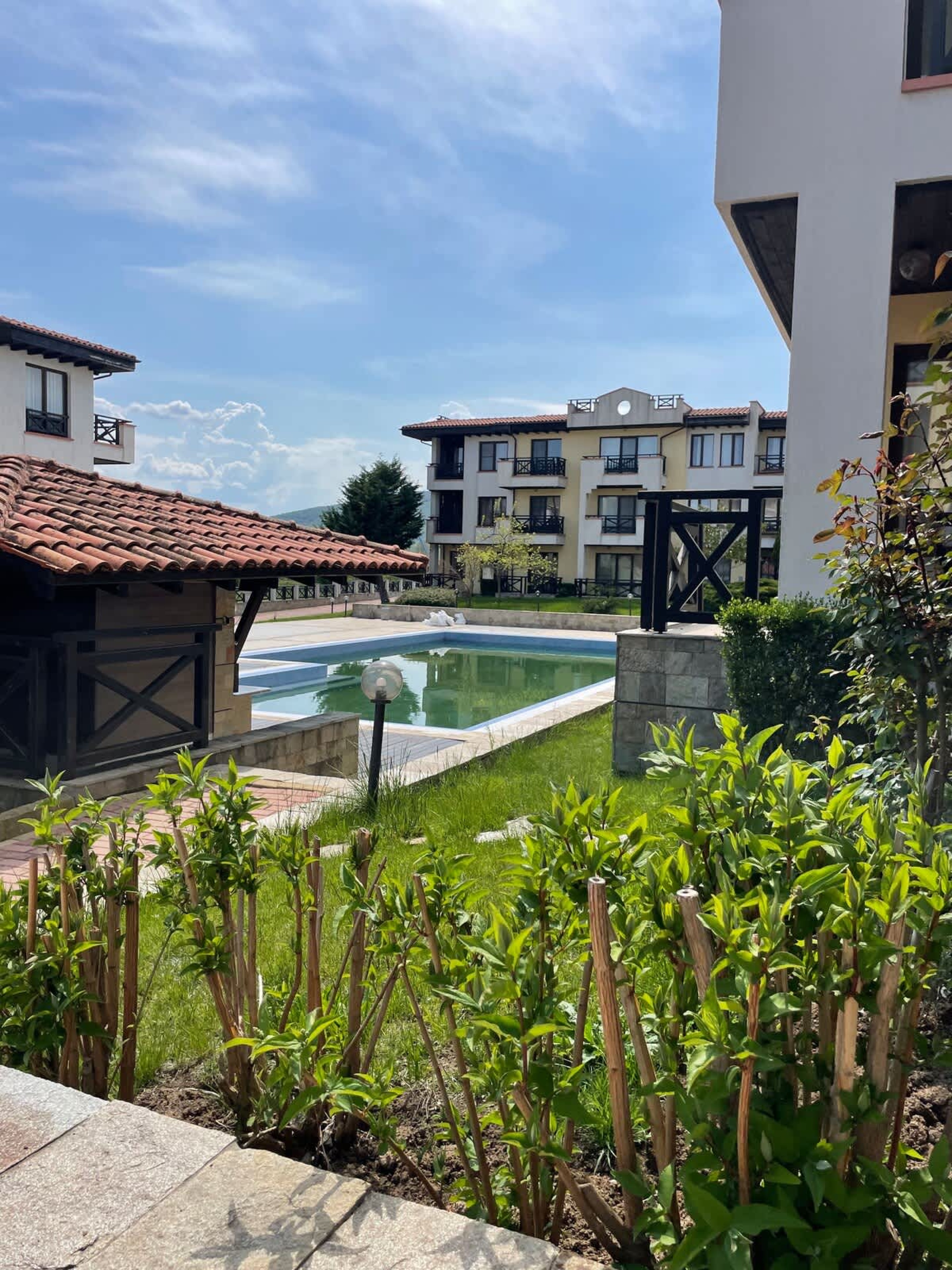 Scoutaround White Logo