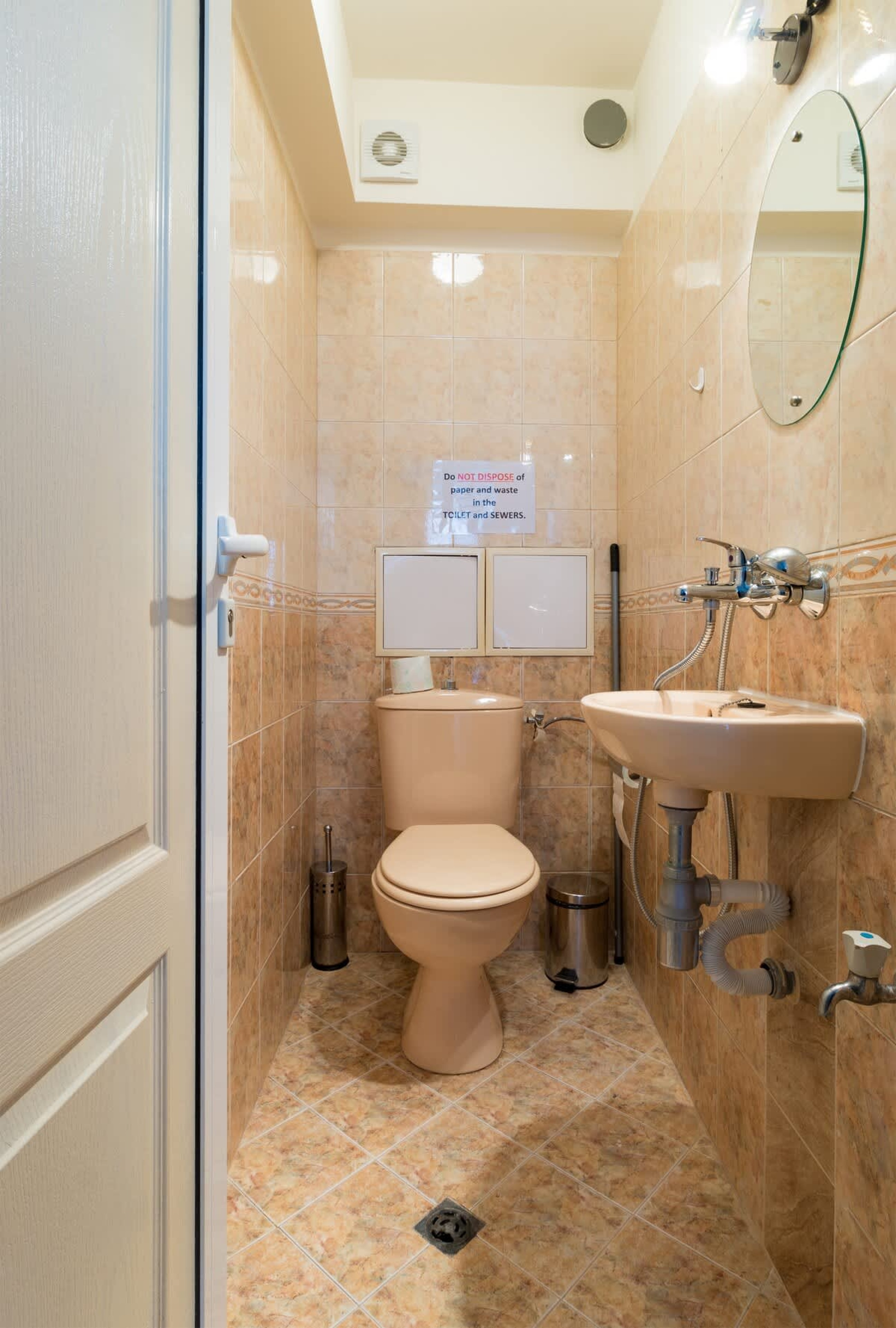 Scoutaround White Logo