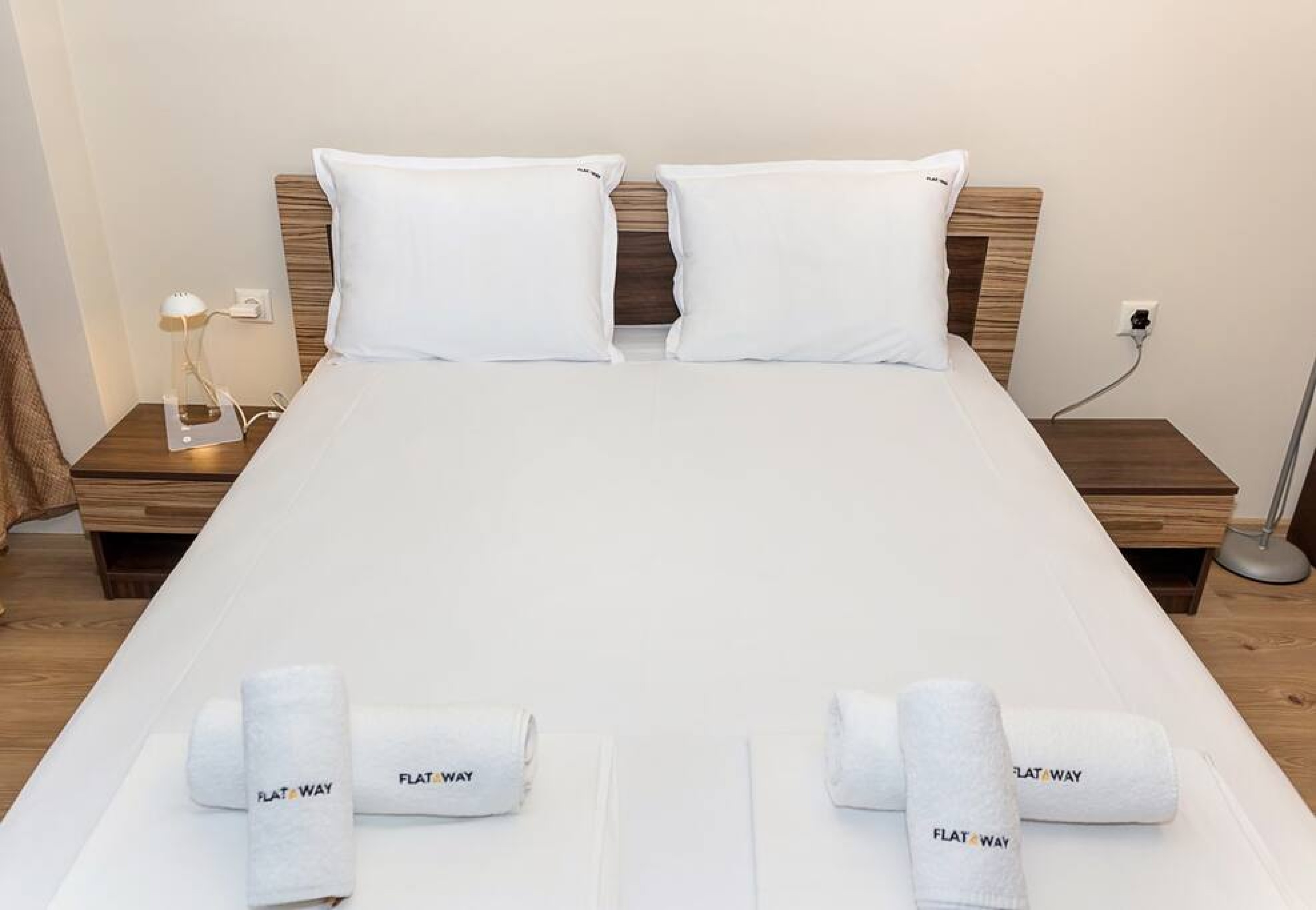 Scoutaround White Logo