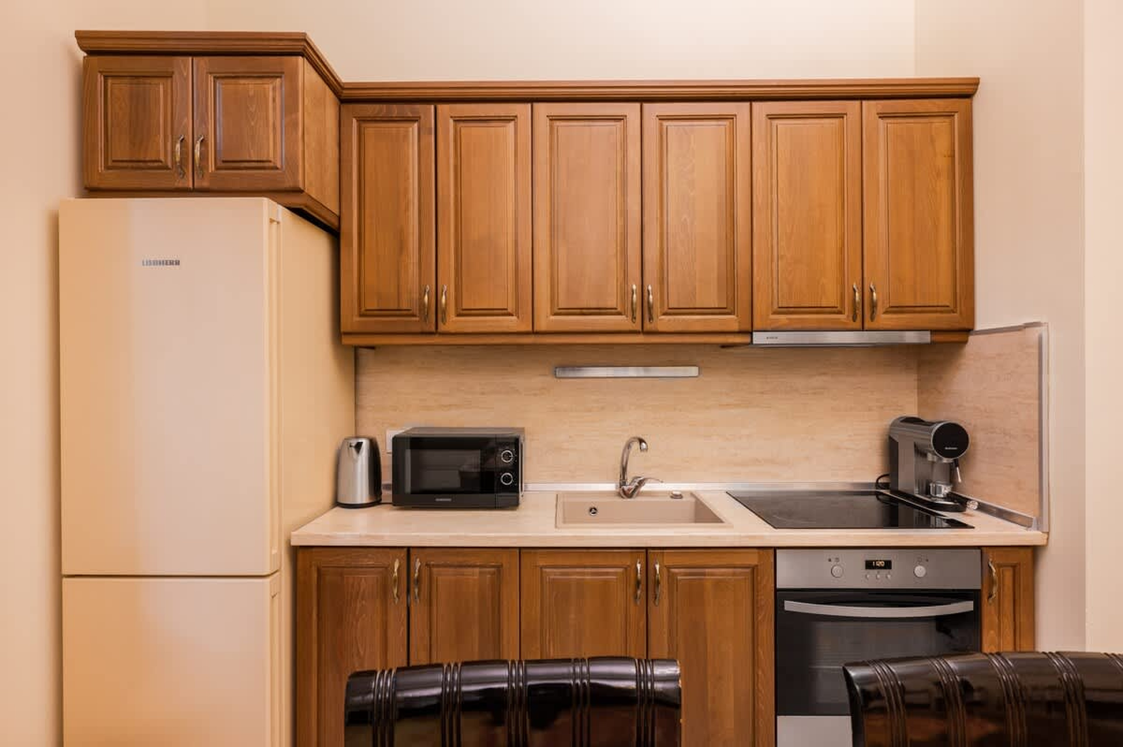 Cozy 2BD Flat + Work Space I Remote workers haven - Photo 16