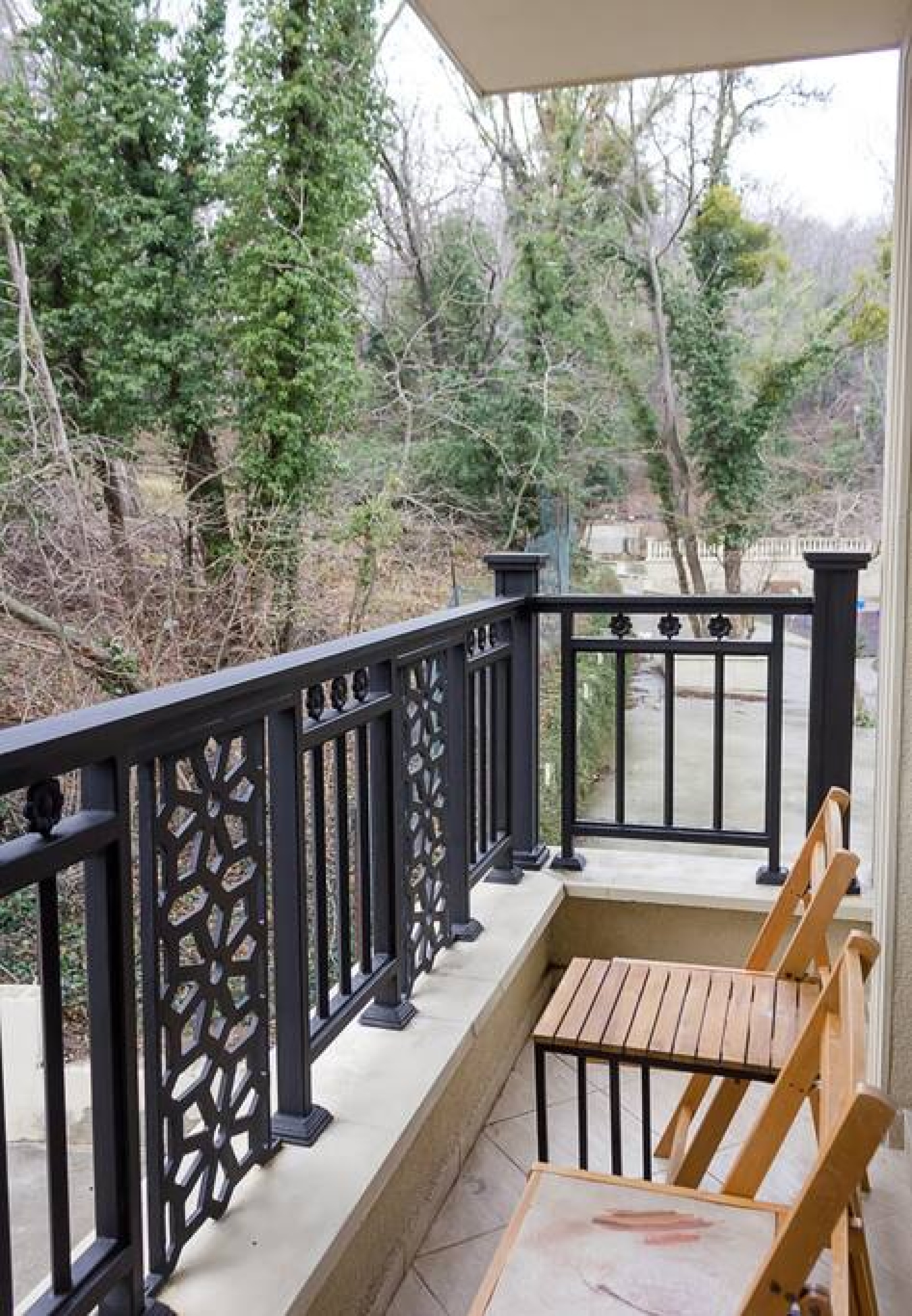 Scoutaround White Logo