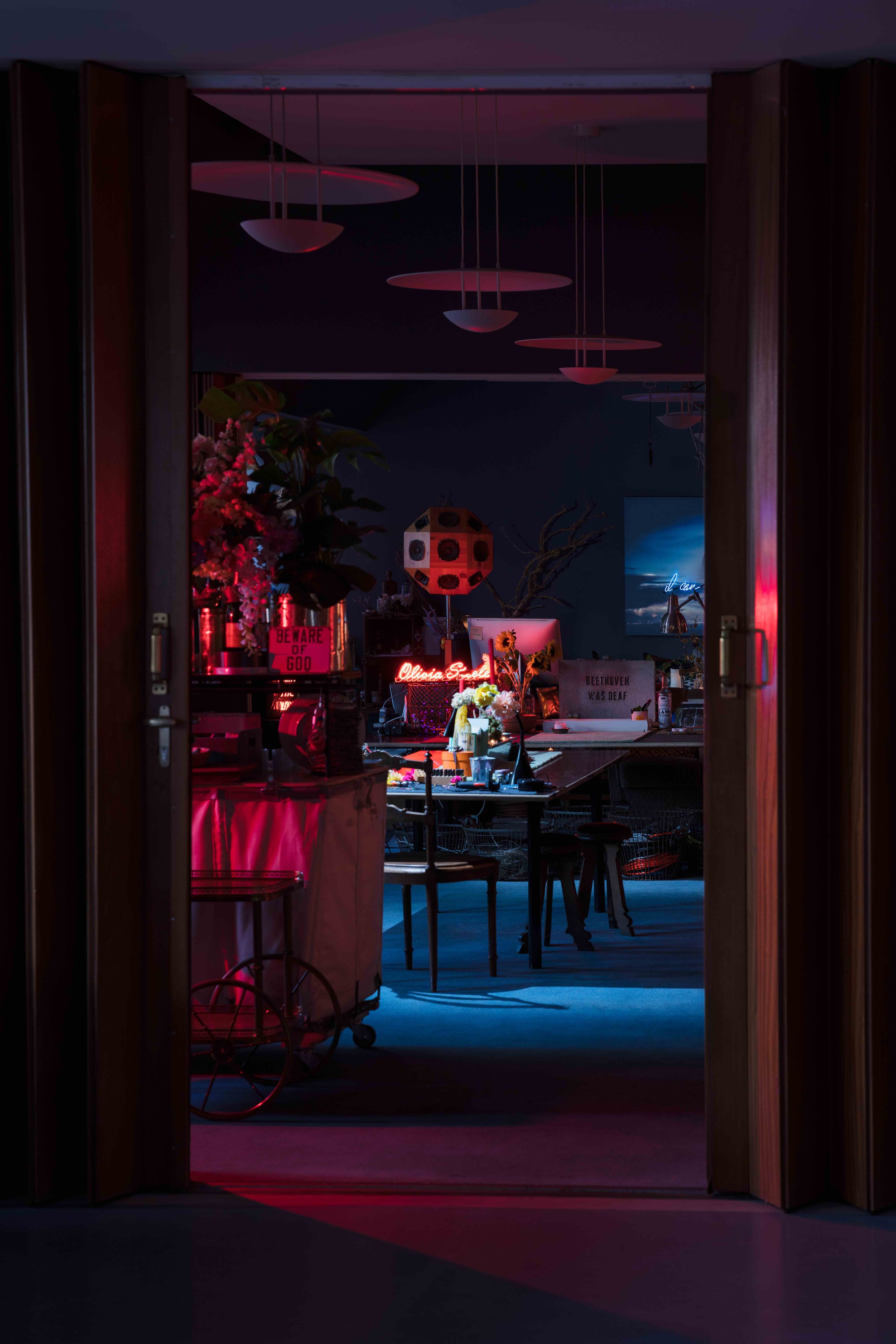 Scoutaround White Logo