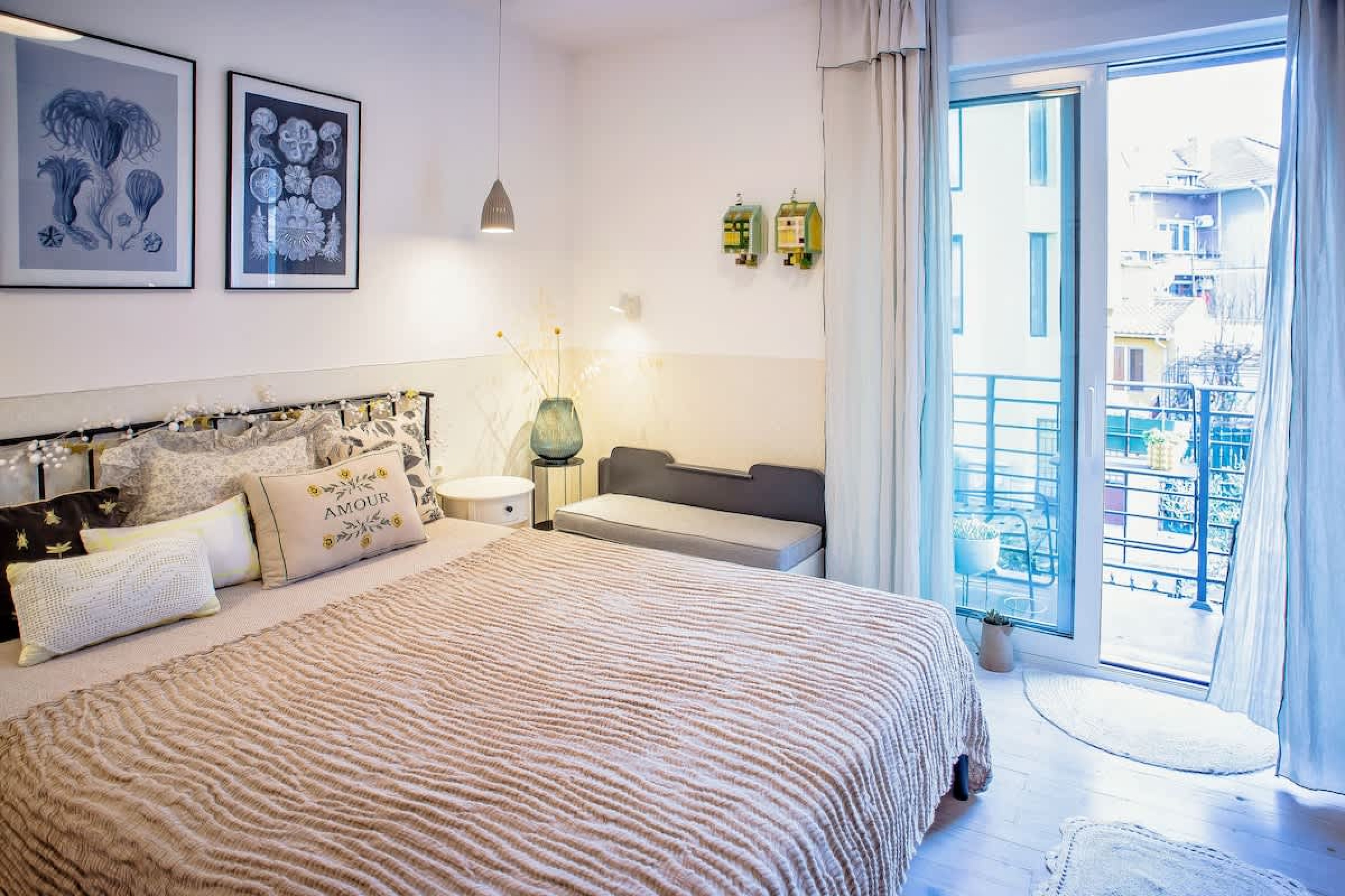 Scoutaround White Logo