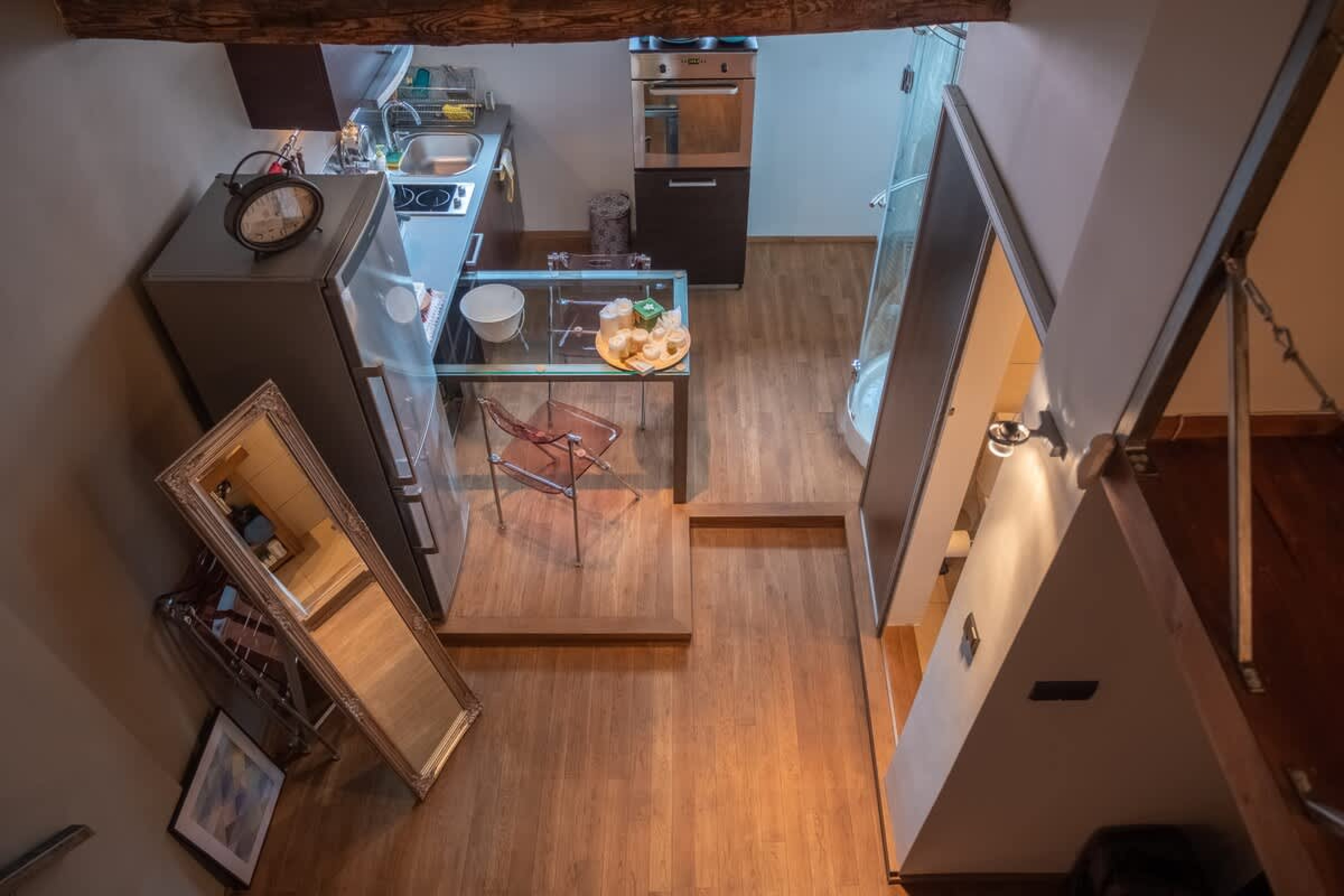 Scoutaround White Logo