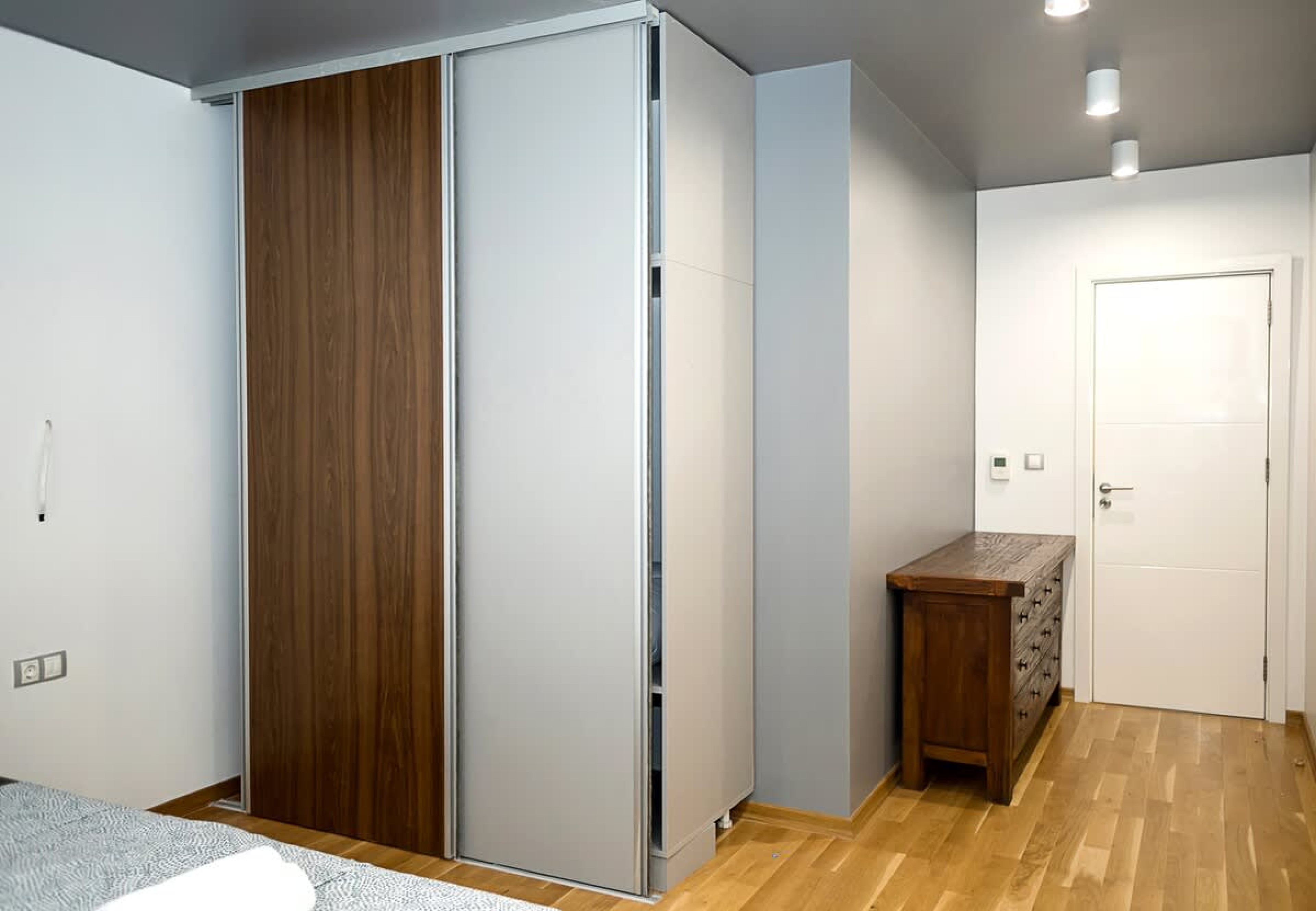 Modern Elegance in Varna – Spacious 3-Bedroom Home - Photo 19