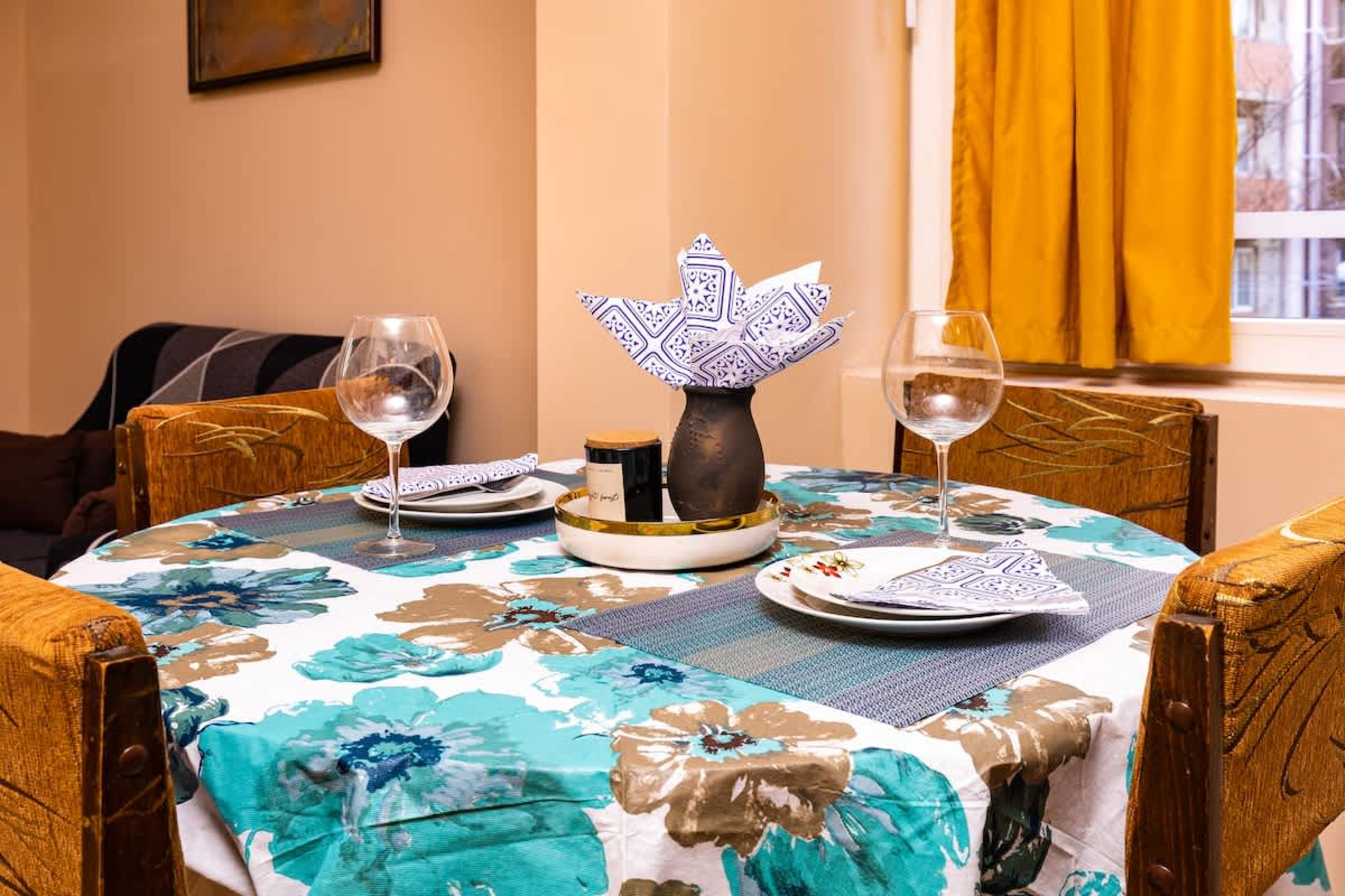 Scoutaround White Logo