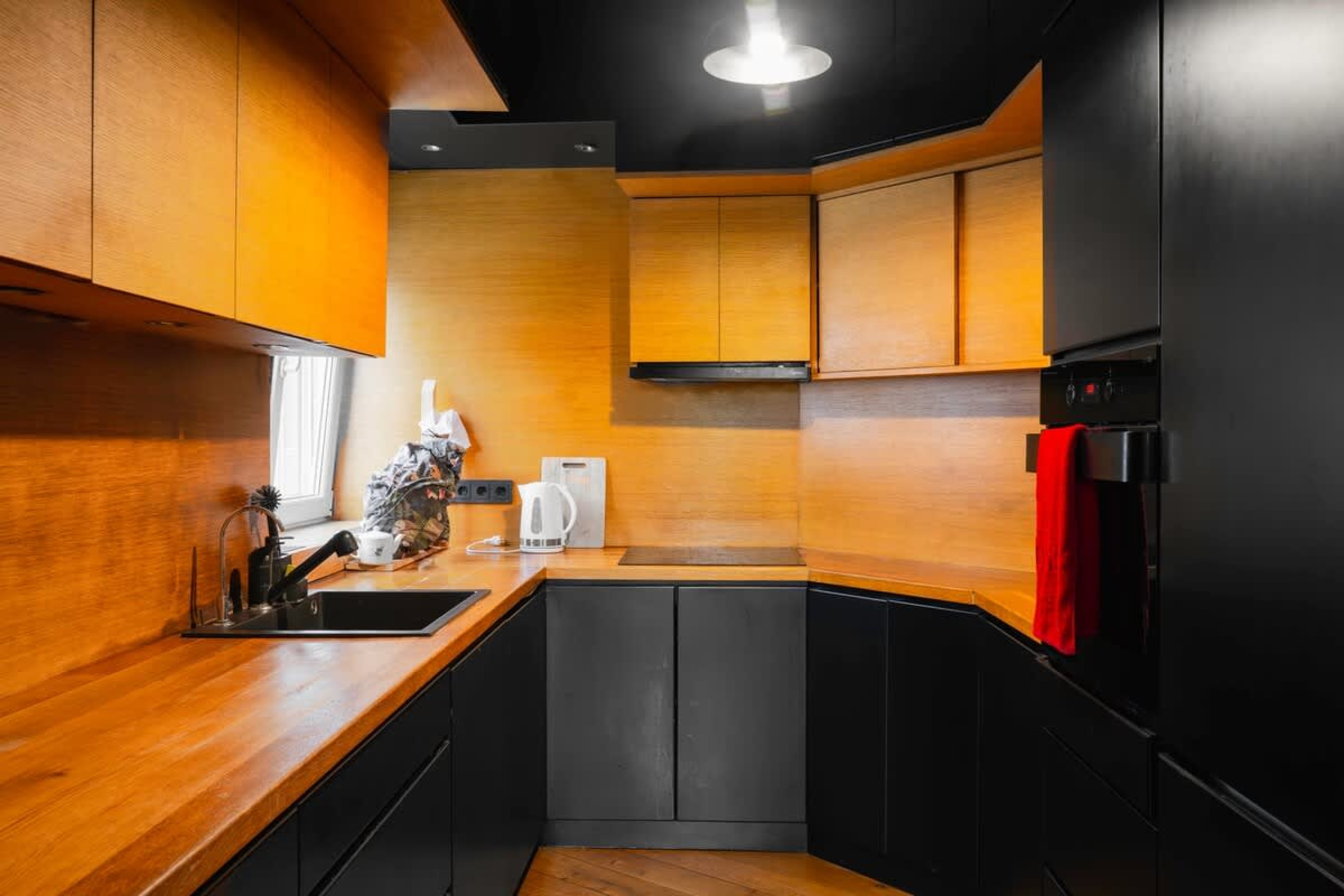 Scoutaround White Logo