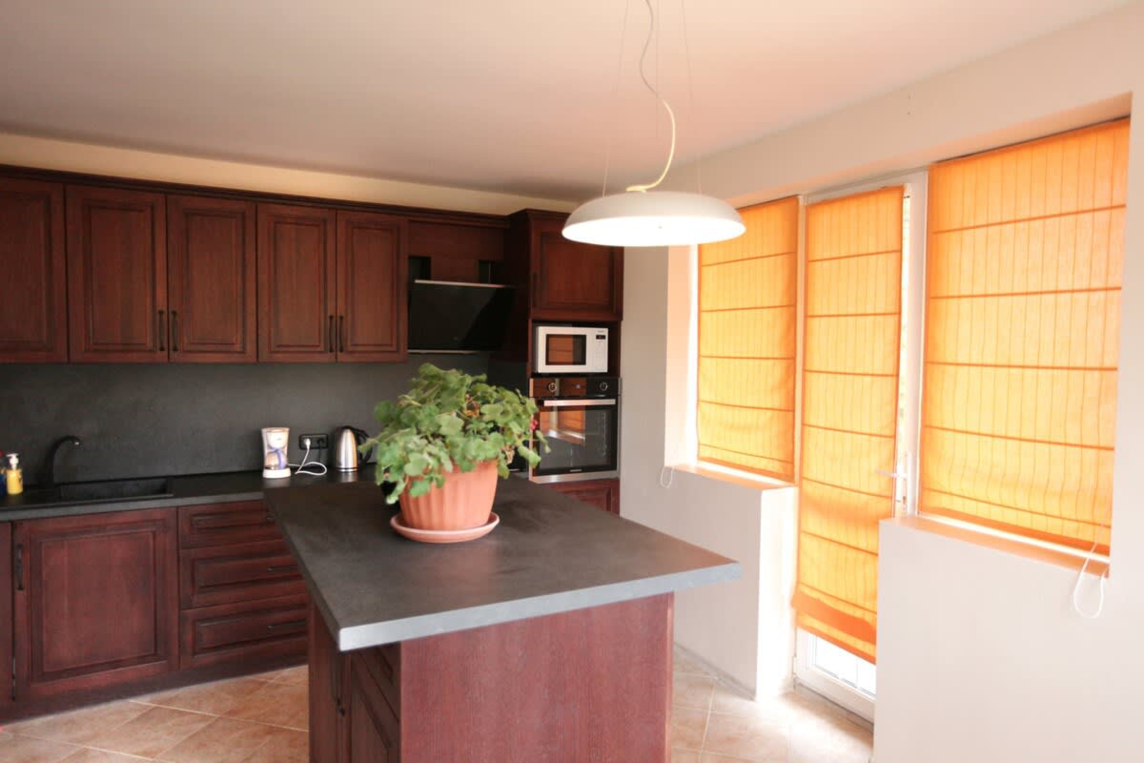 Scoutaround White Logo