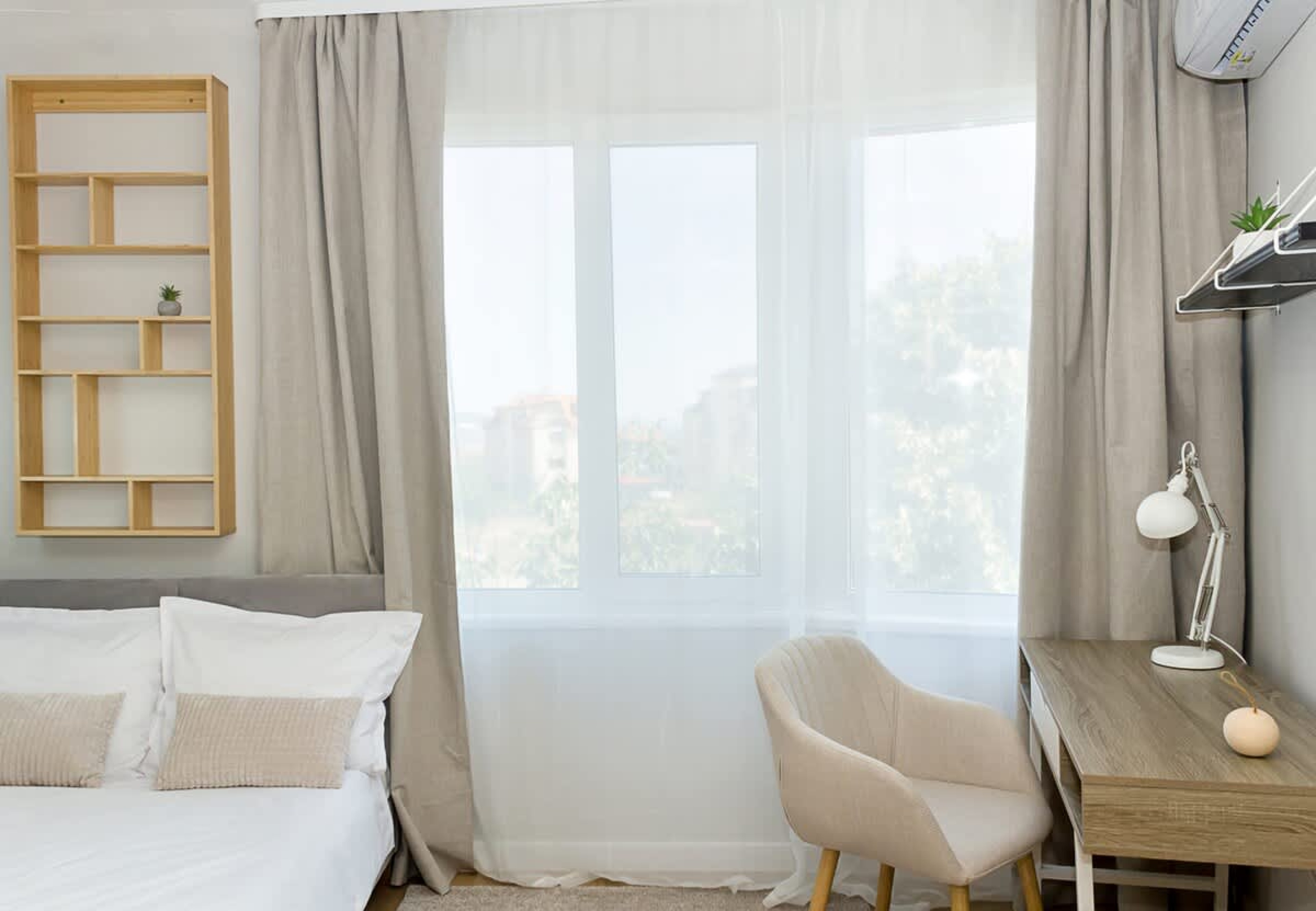 Scoutaround White Logo