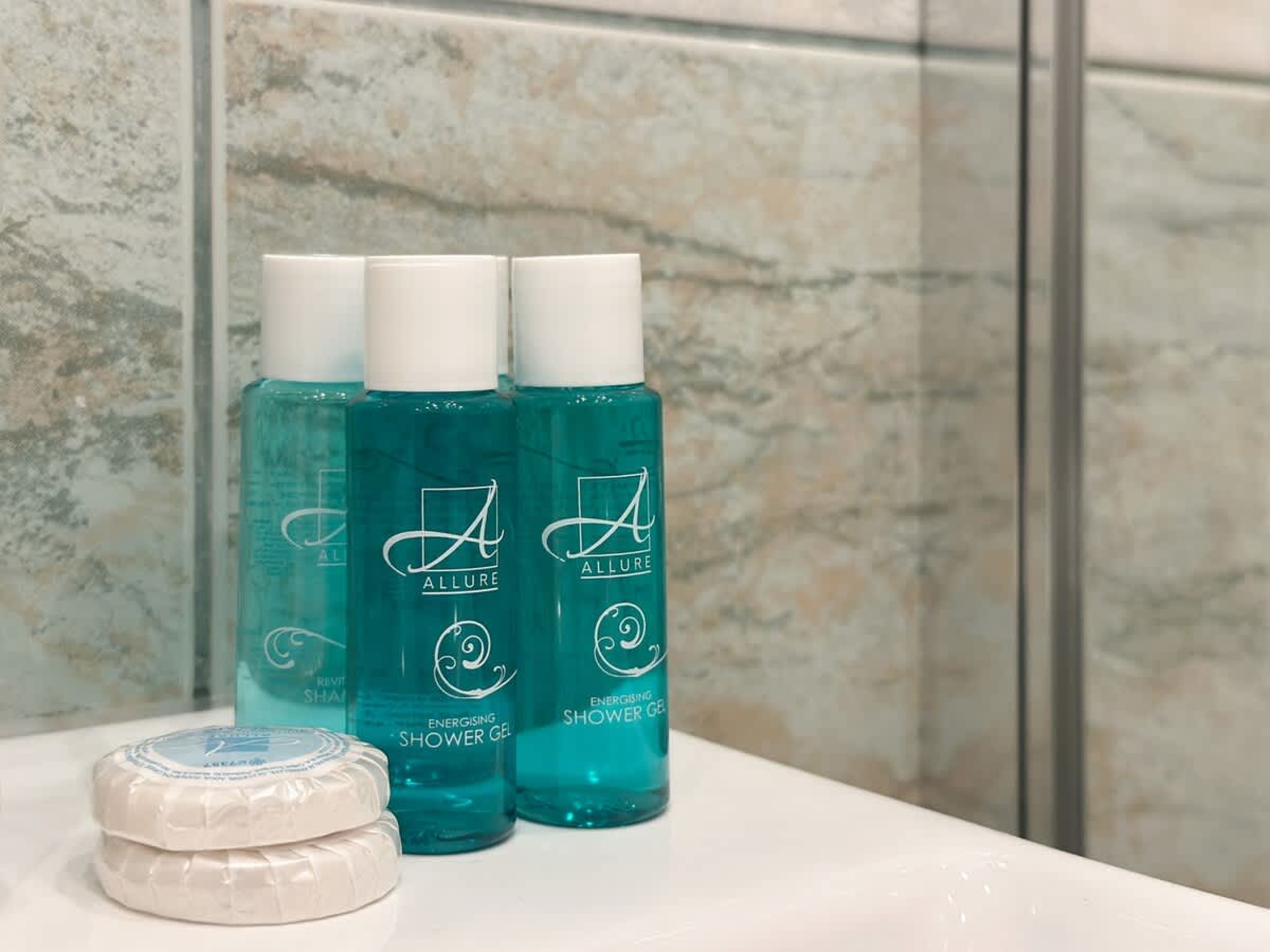 Scoutaround White Logo