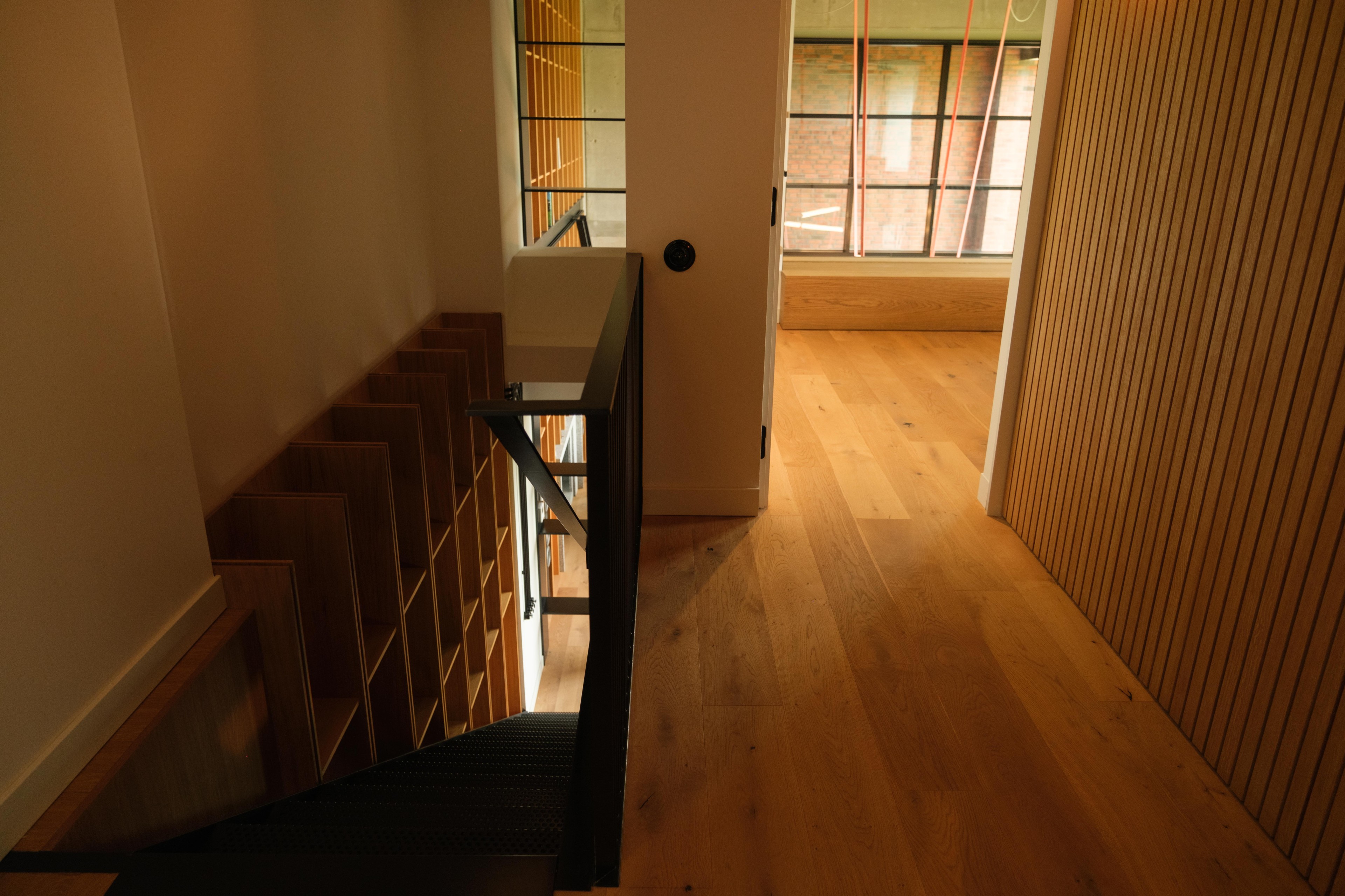 Scoutaround White Logo