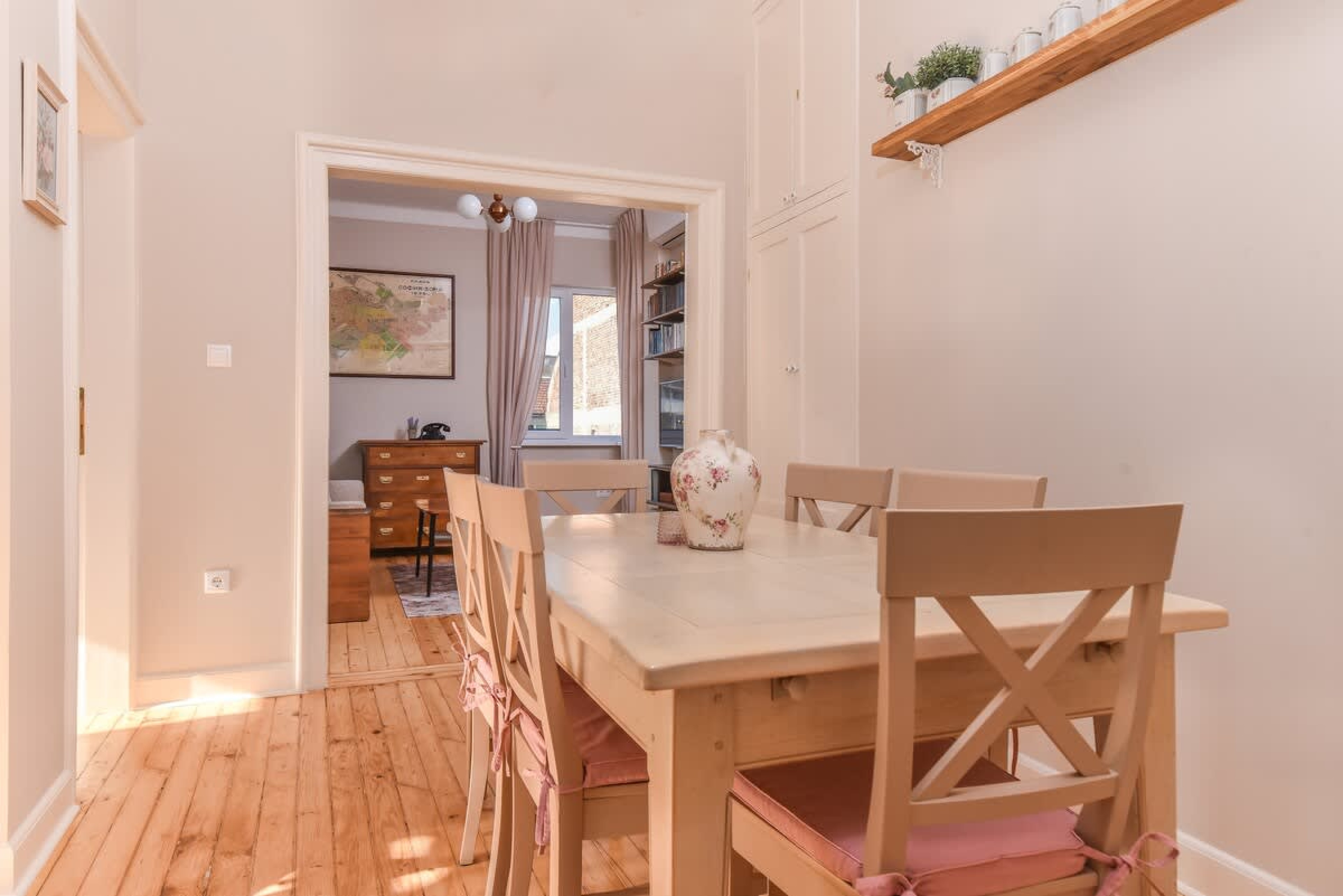 Chez Marie - Cozy One-Bedroom with Balcony - Photo 16