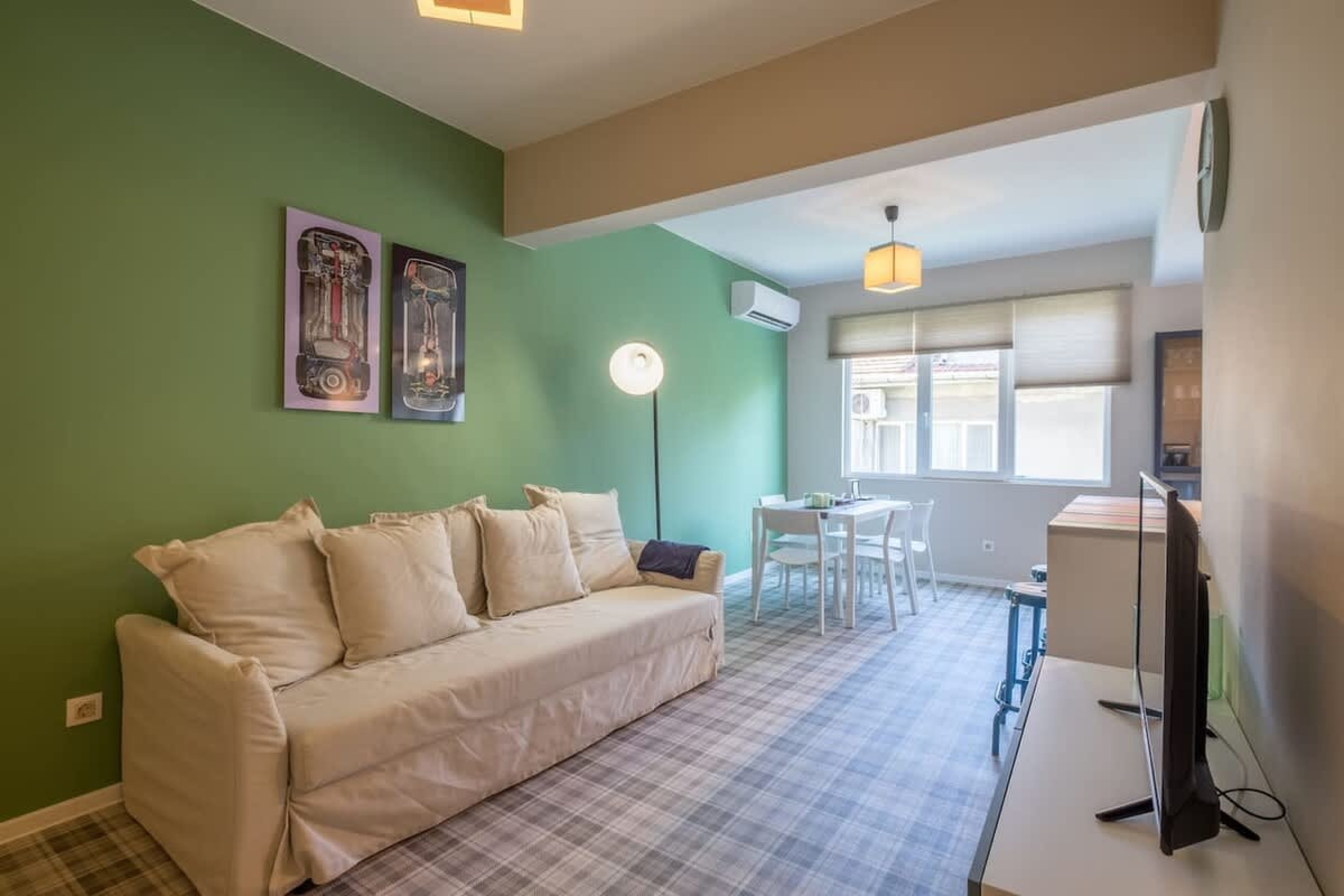 Enjoy The Ride | 2-BDR Lozenec Central Apartment - Photo 6