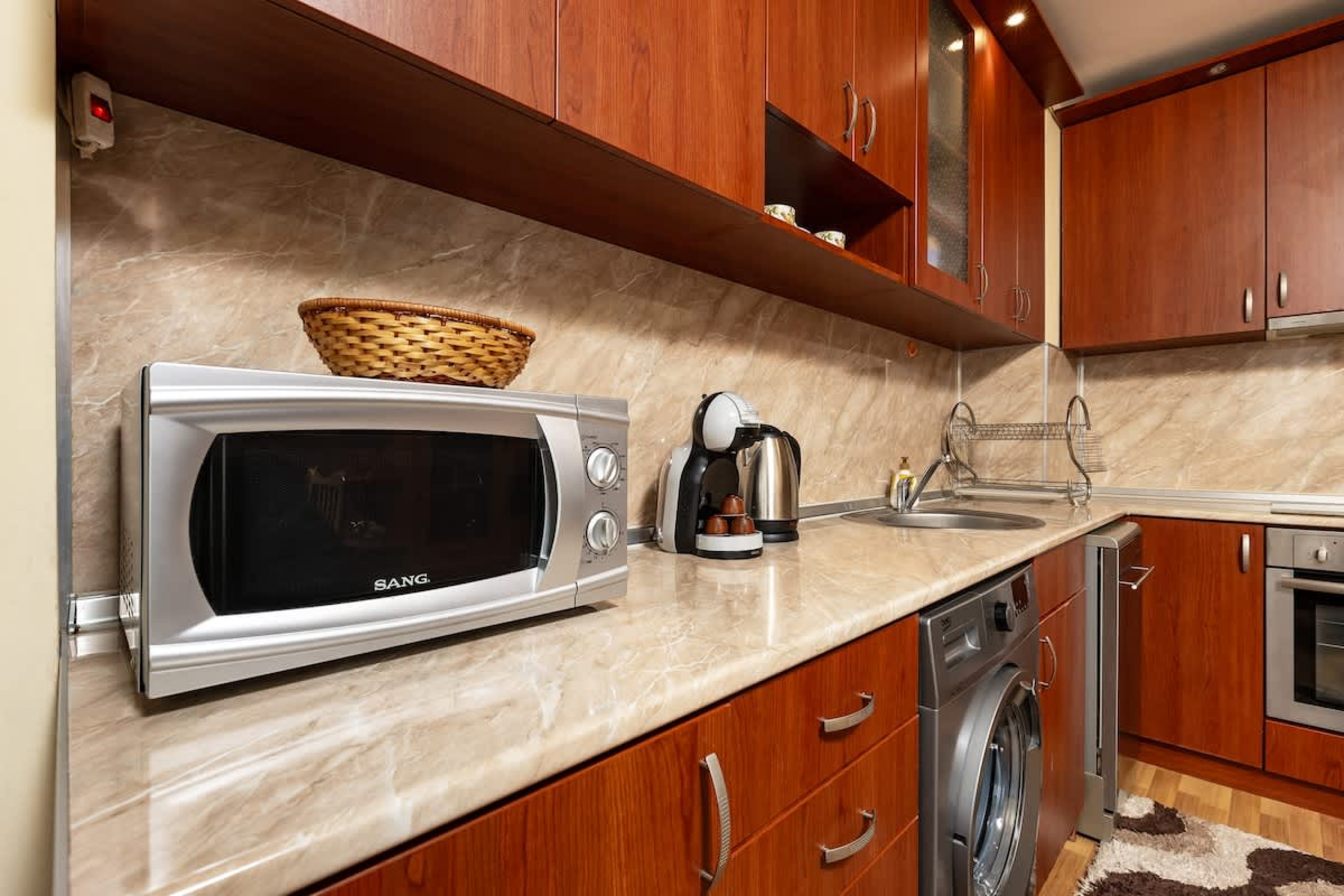 Scoutaround White Logo