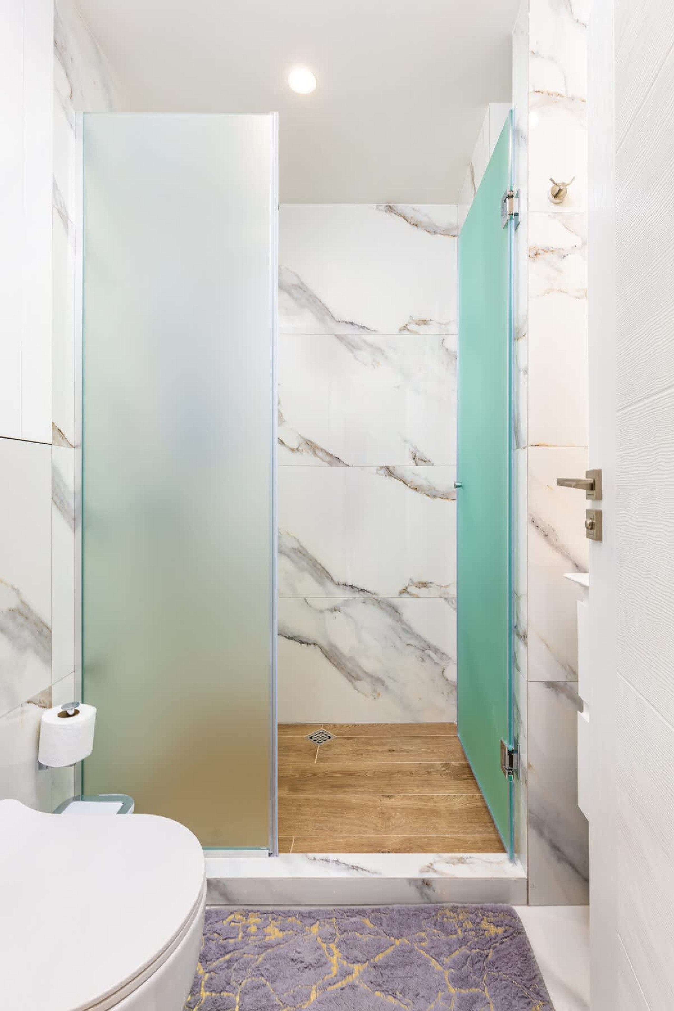 Scoutaround White Logo