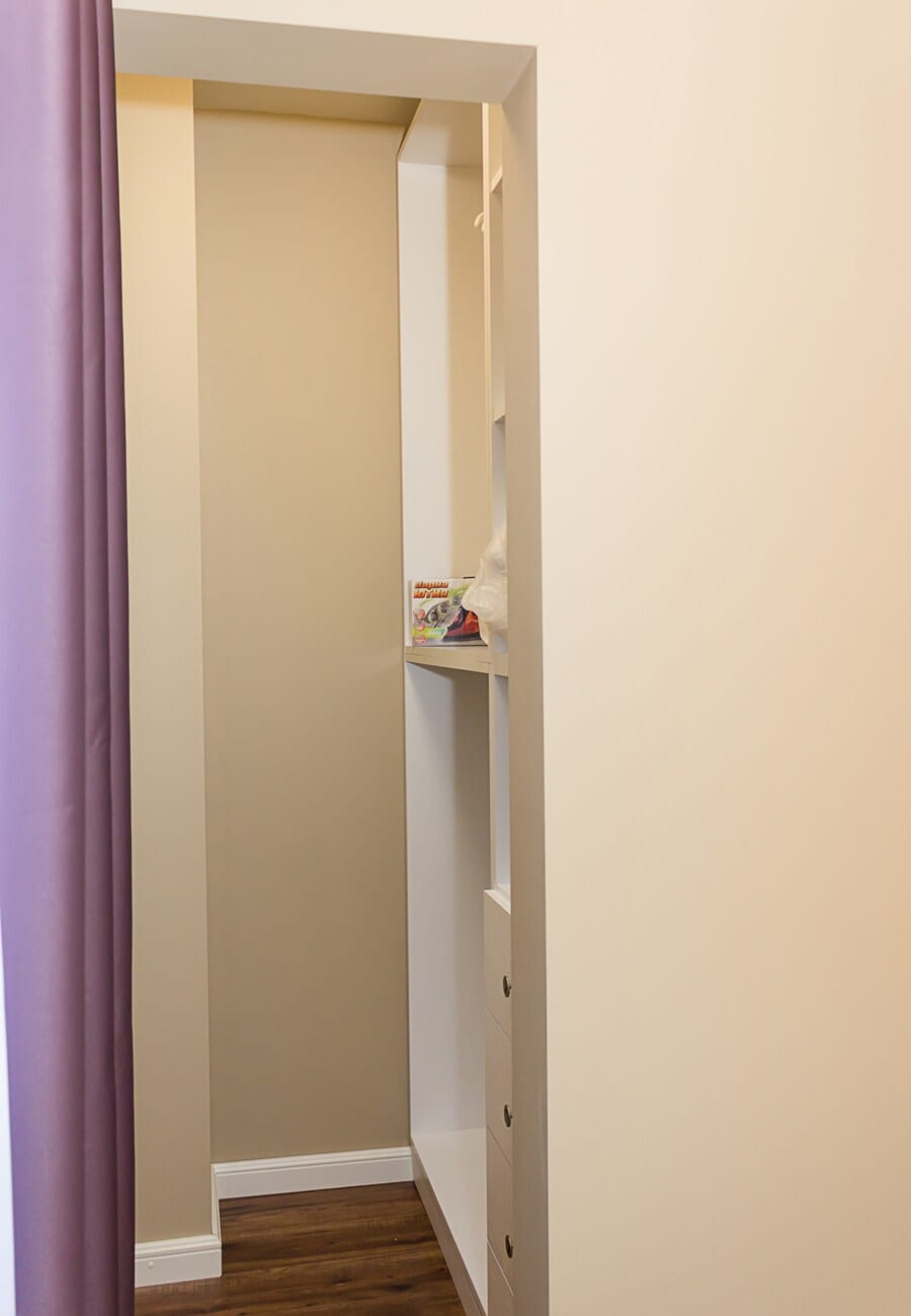 2BD Home In The Heart Of Varna with Parking - Gold - Photo 15