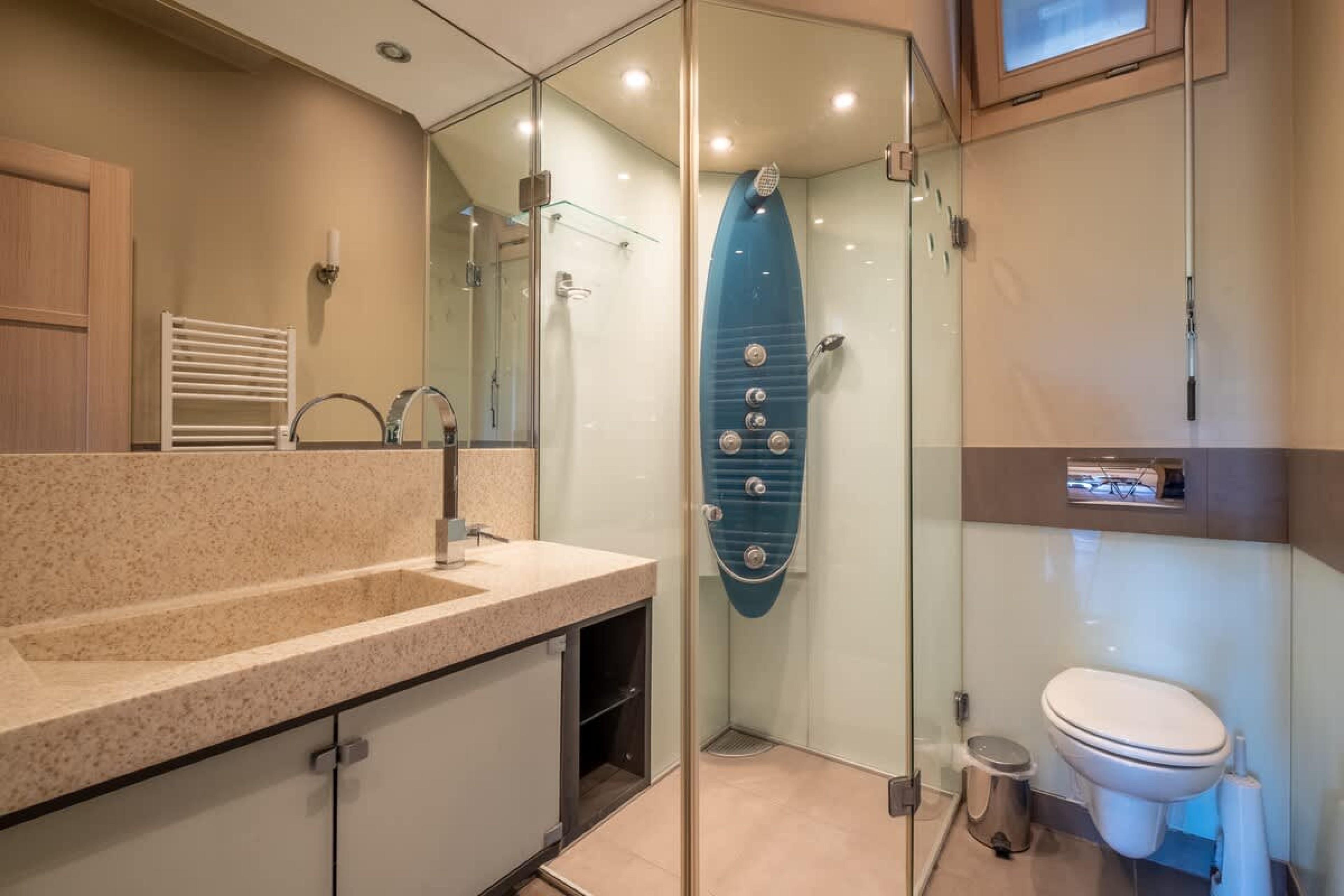 Scoutaround White Logo