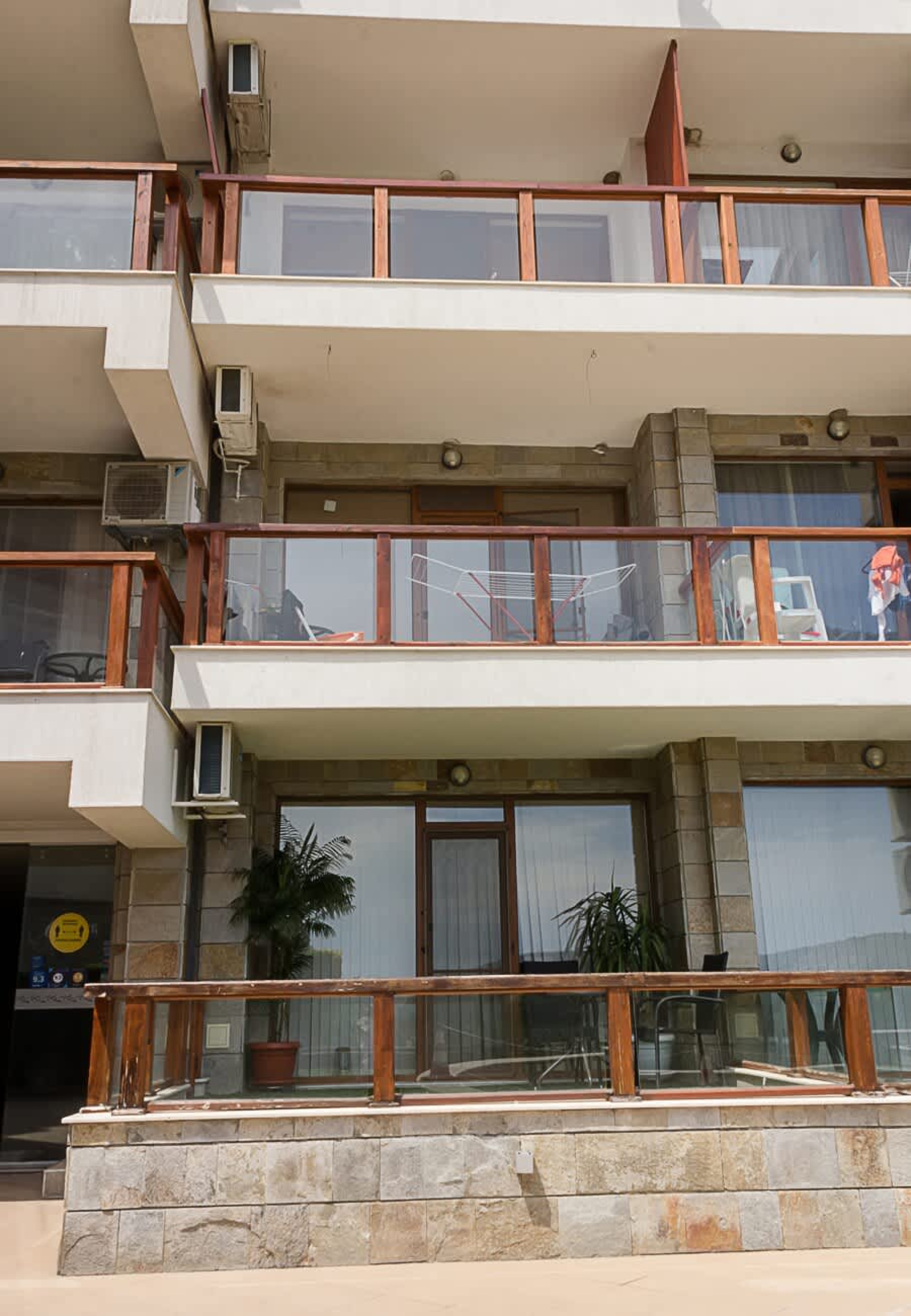 Scoutaround White Logo