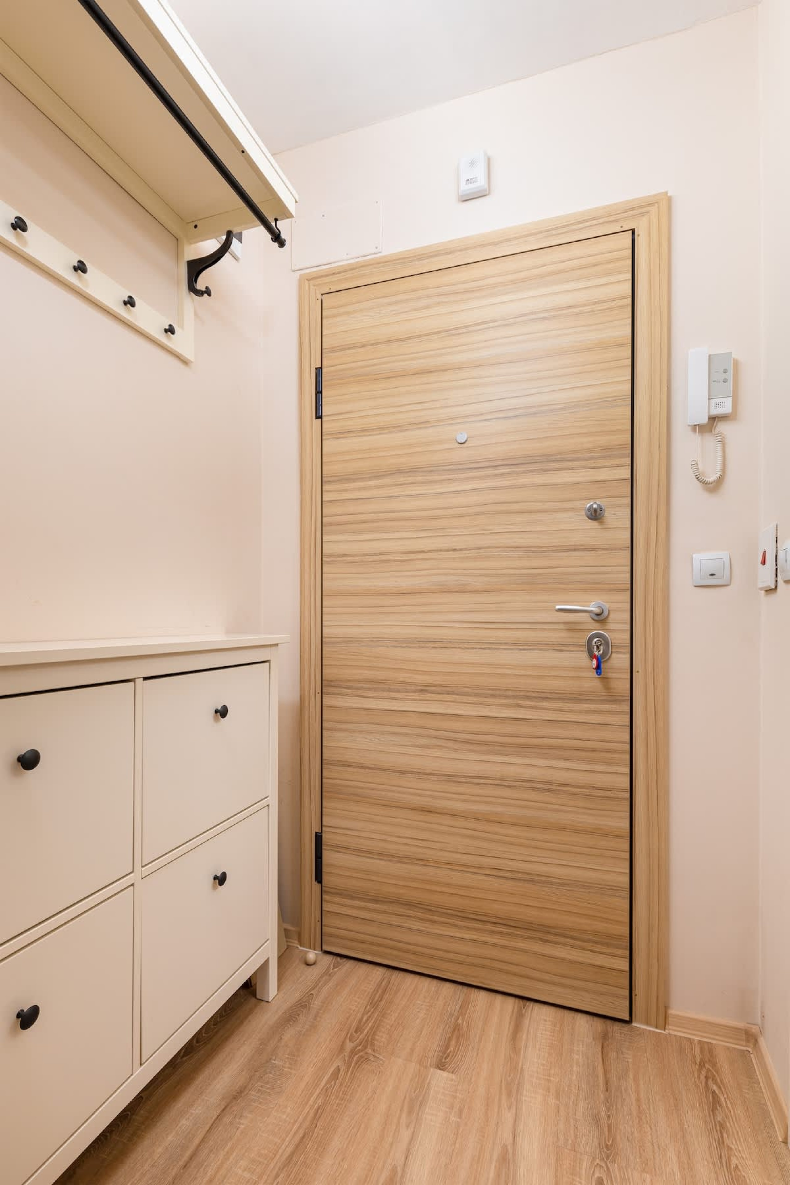 Scoutaround White Logo