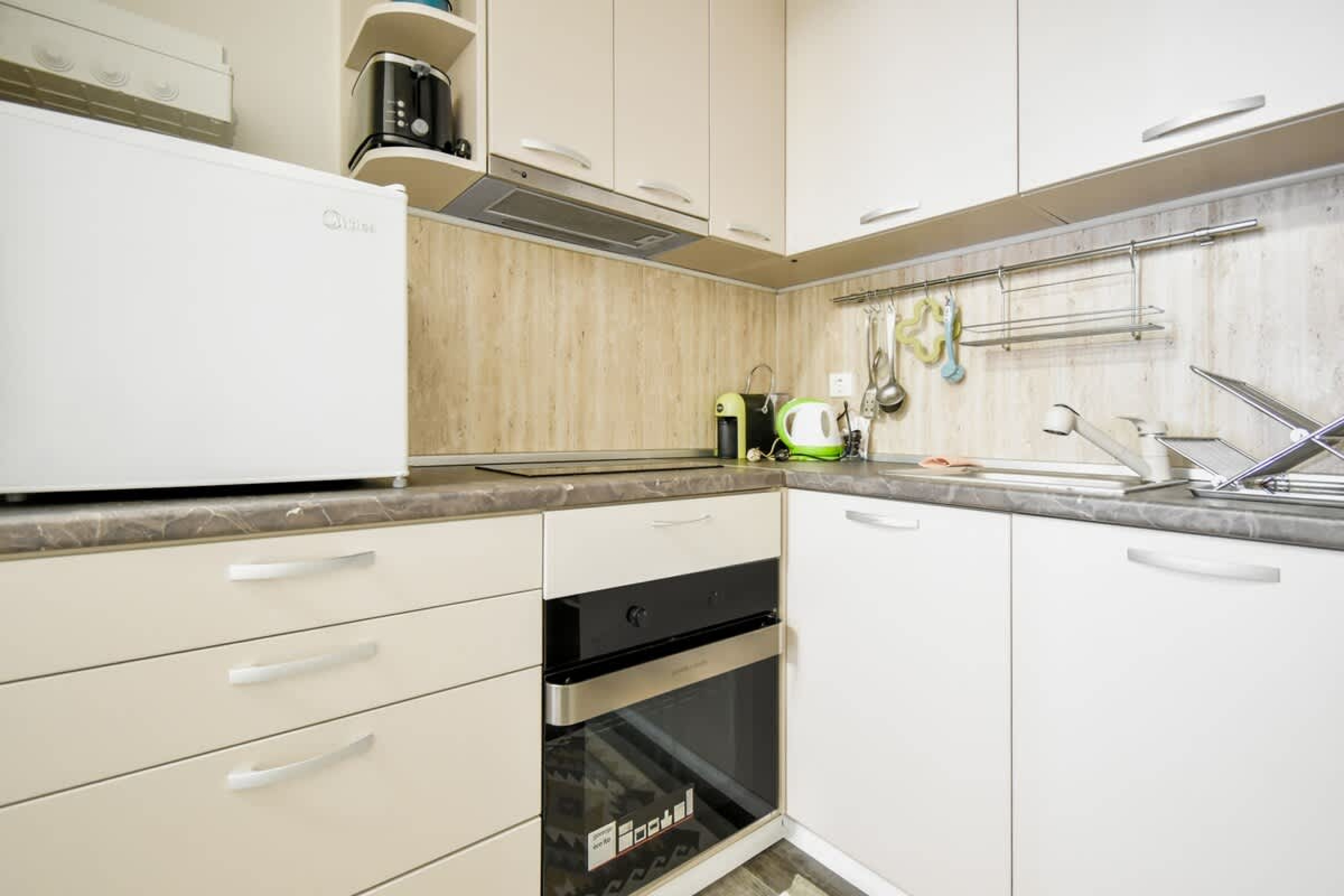 Scoutaround White Logo