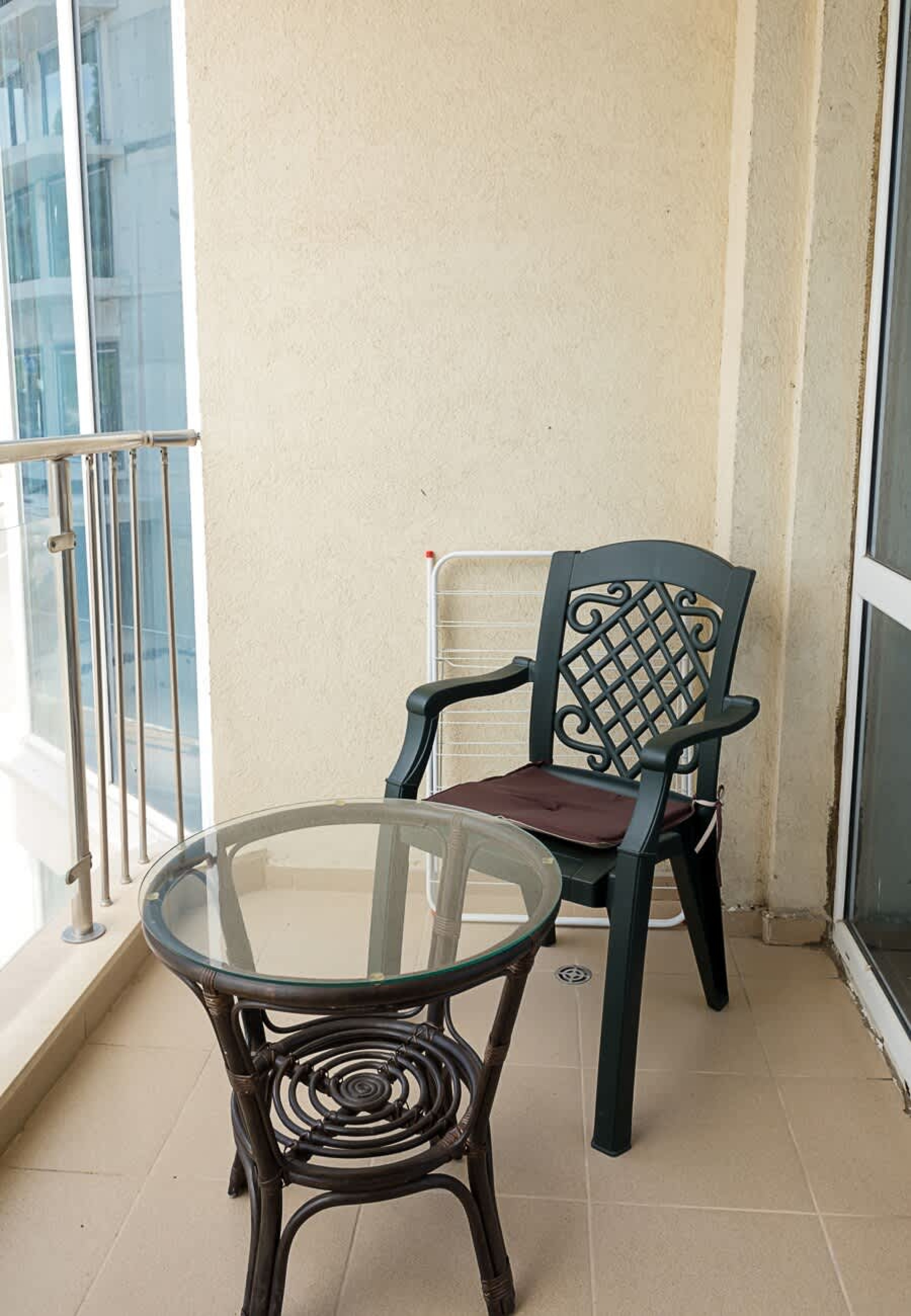 Scoutaround White Logo