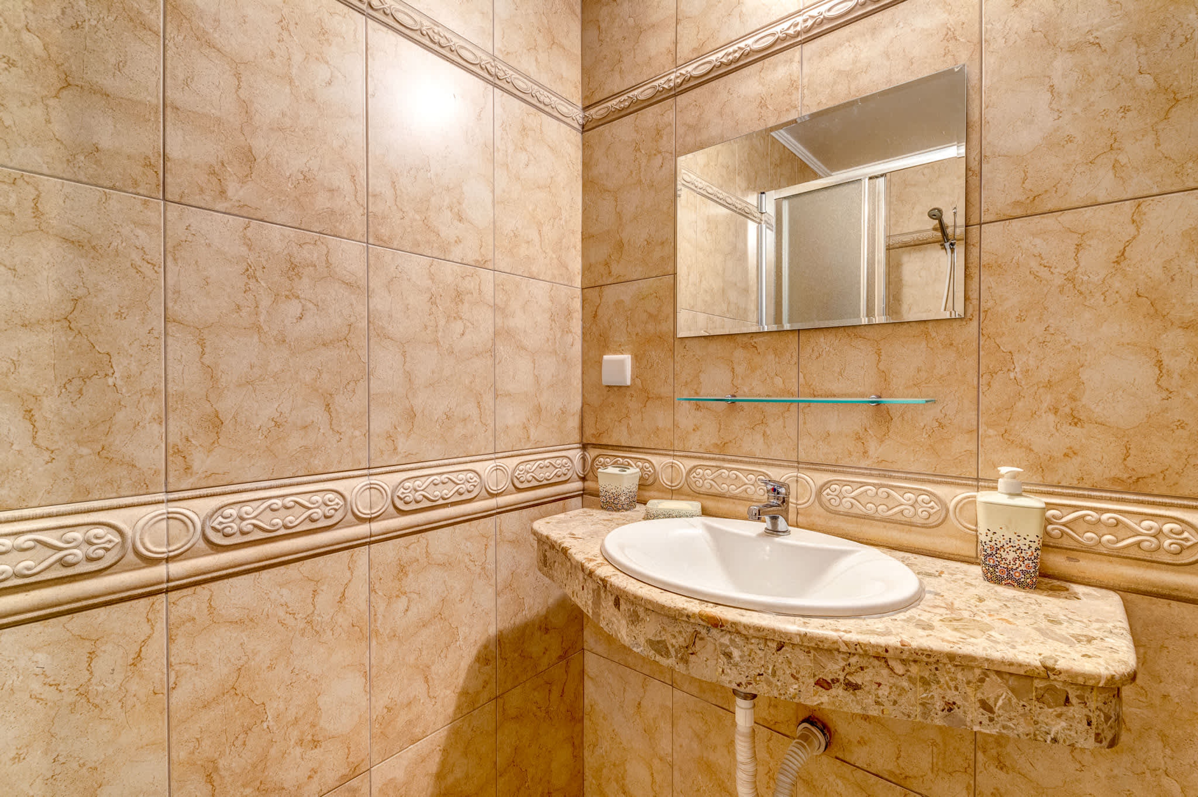 Scoutaround White Logo