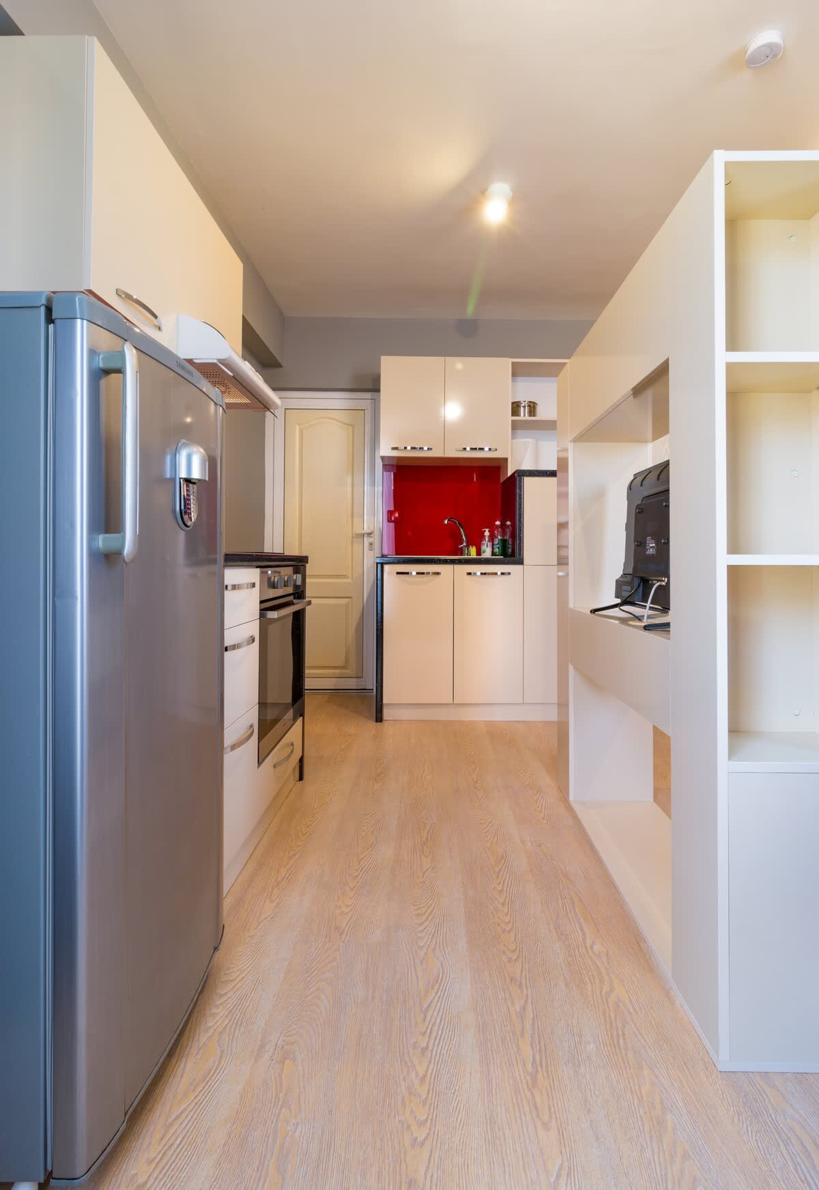 Scoutaround White Logo