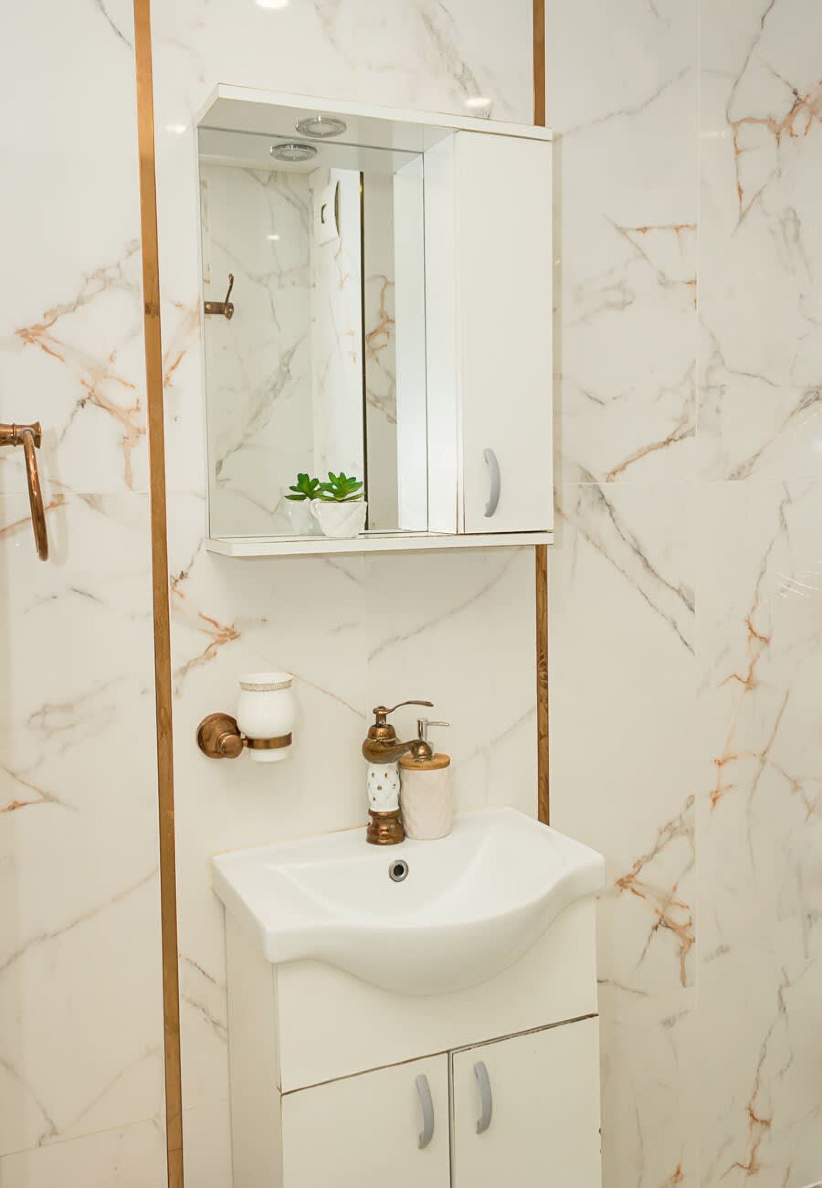 Comfy 1-Bedroom Apartment in Chayka Neighbourhood - Photo 14