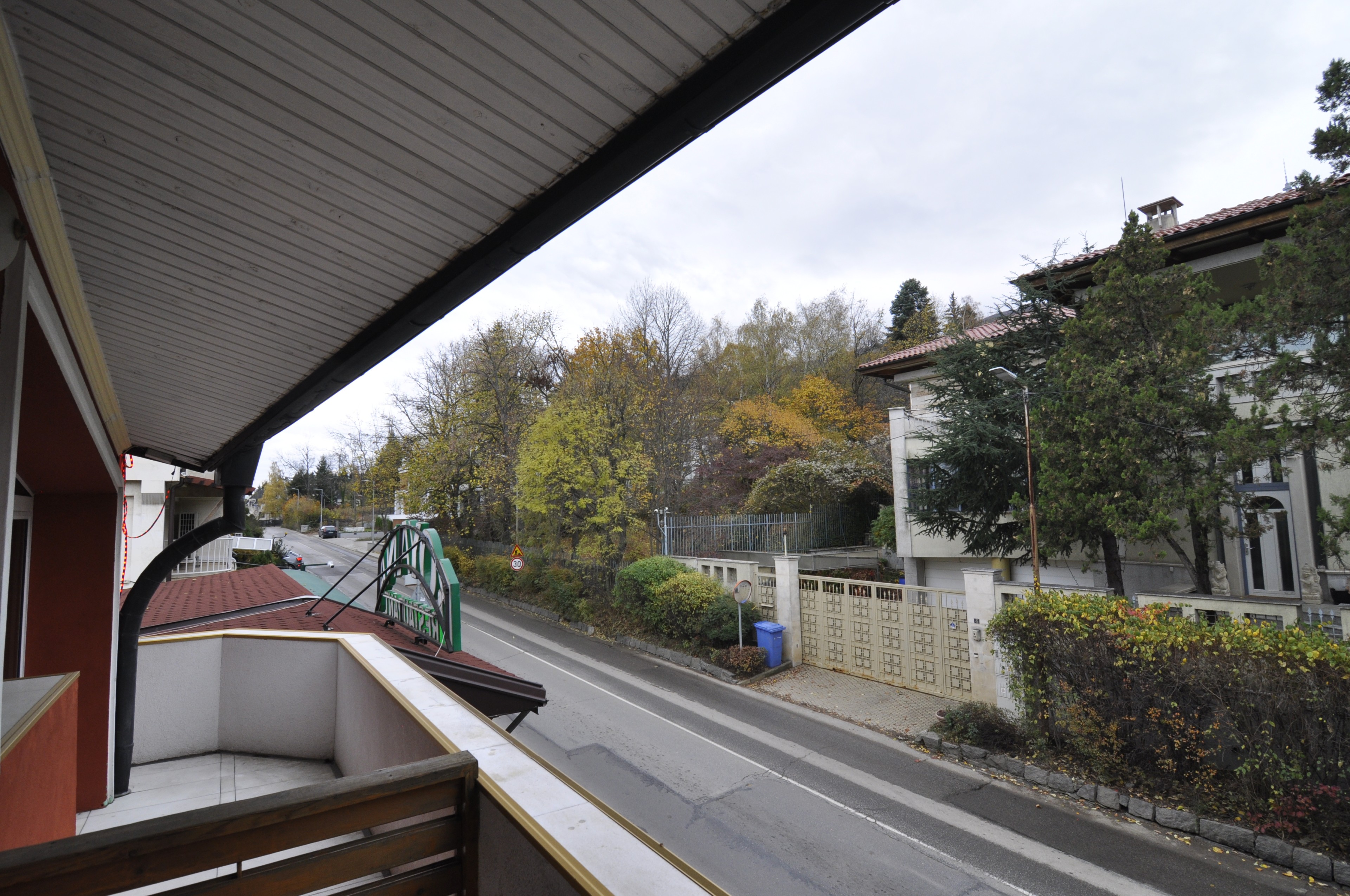 Scoutaround White Logo