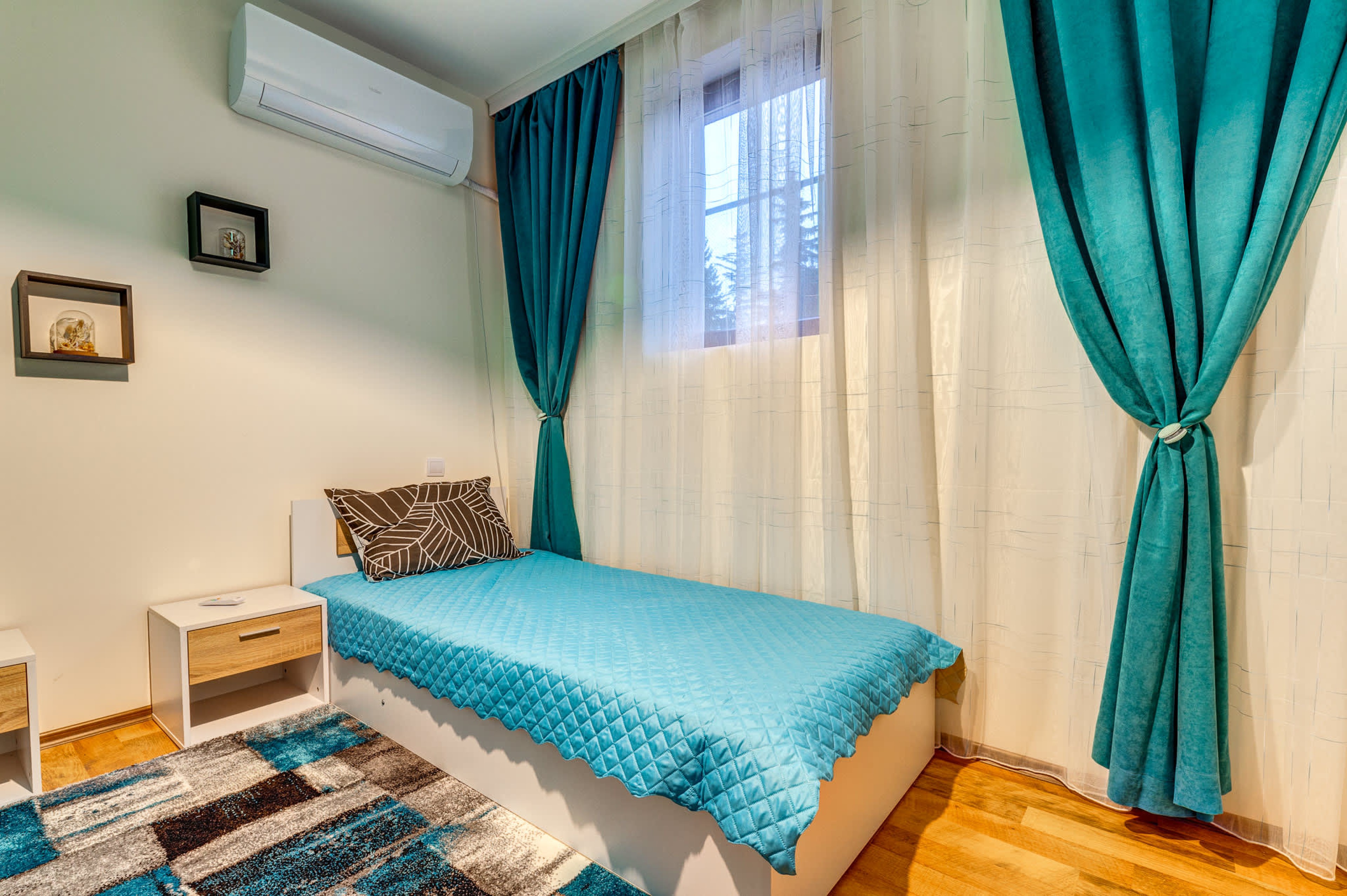 Scoutaround White Logo