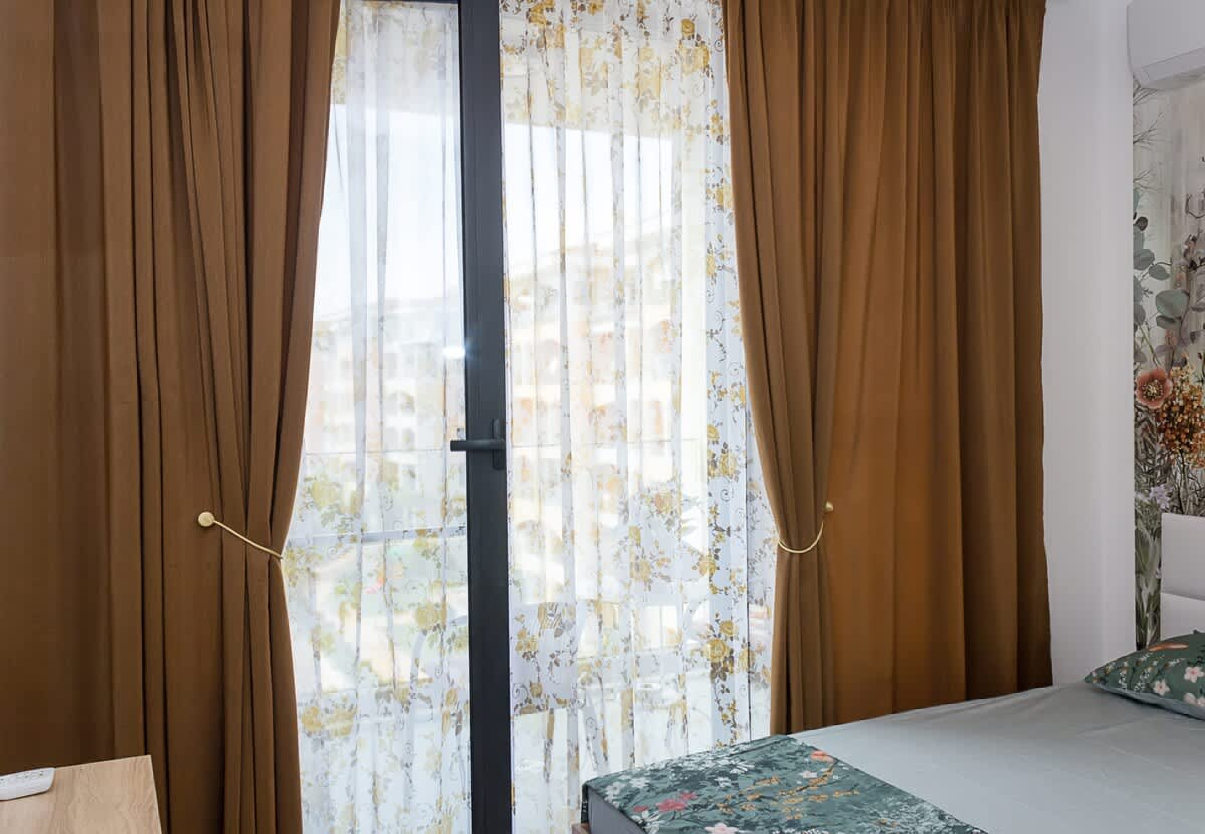 Scoutaround White Logo