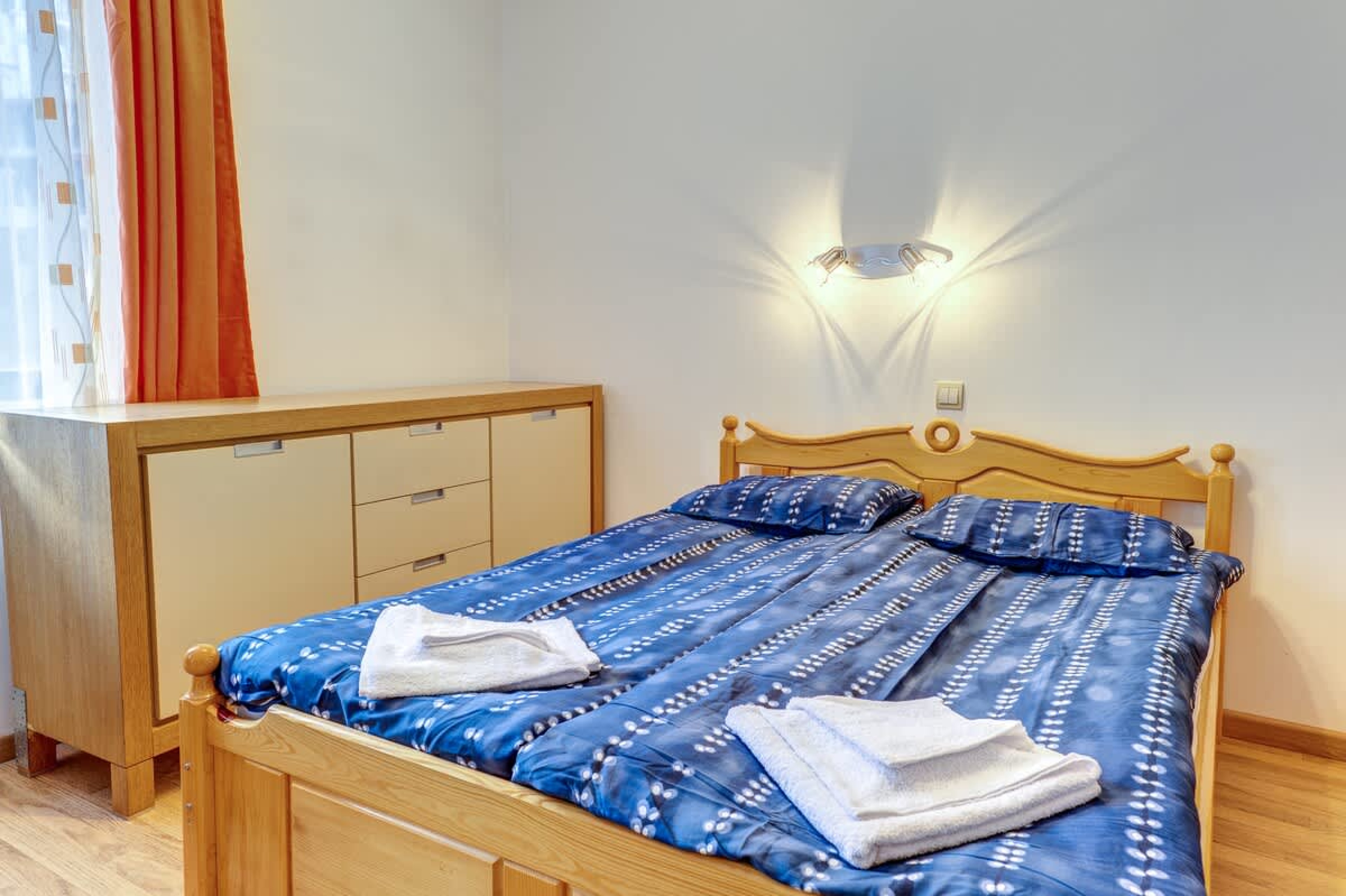 Scoutaround White Logo