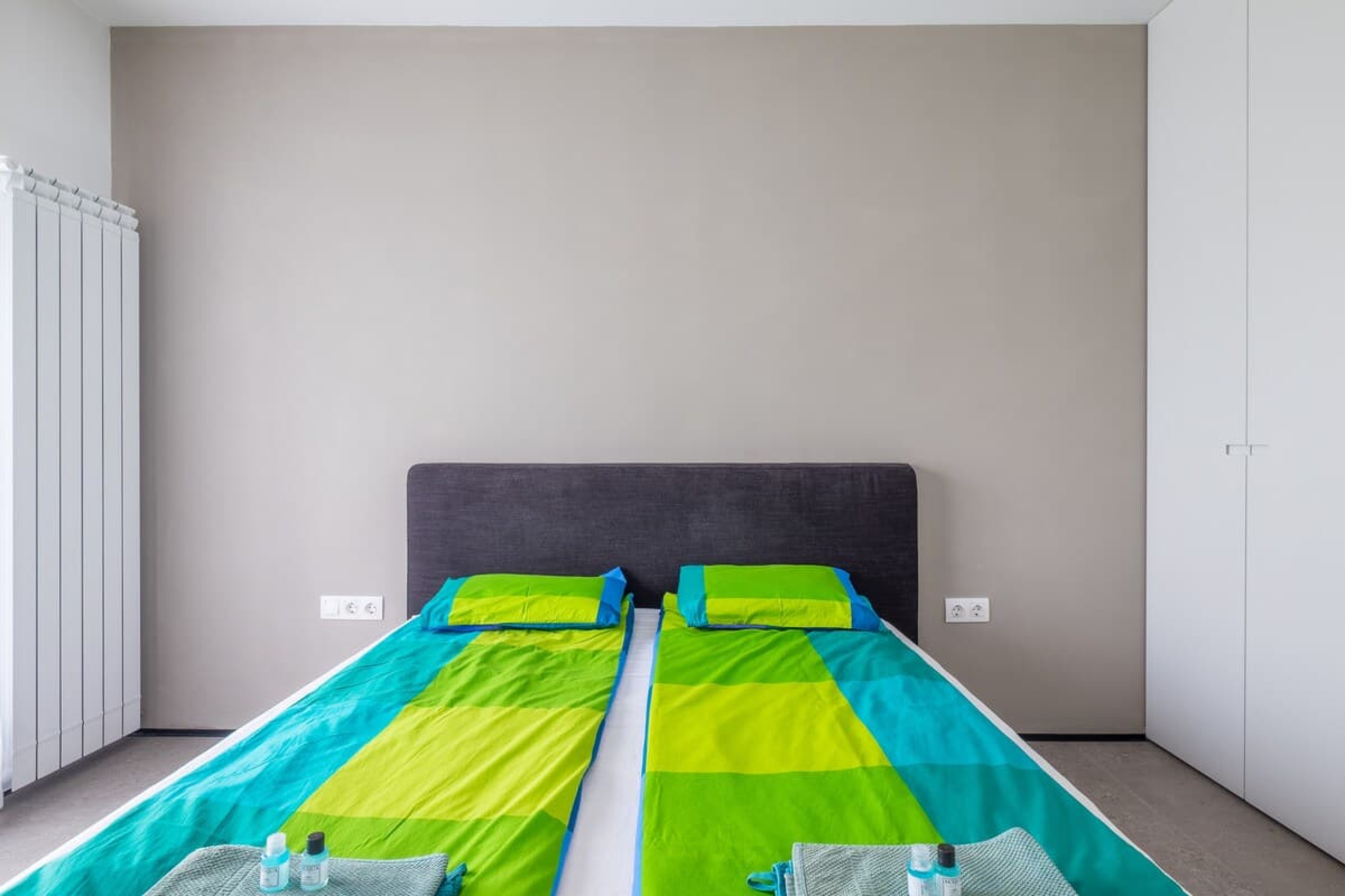 Scoutaround White Logo