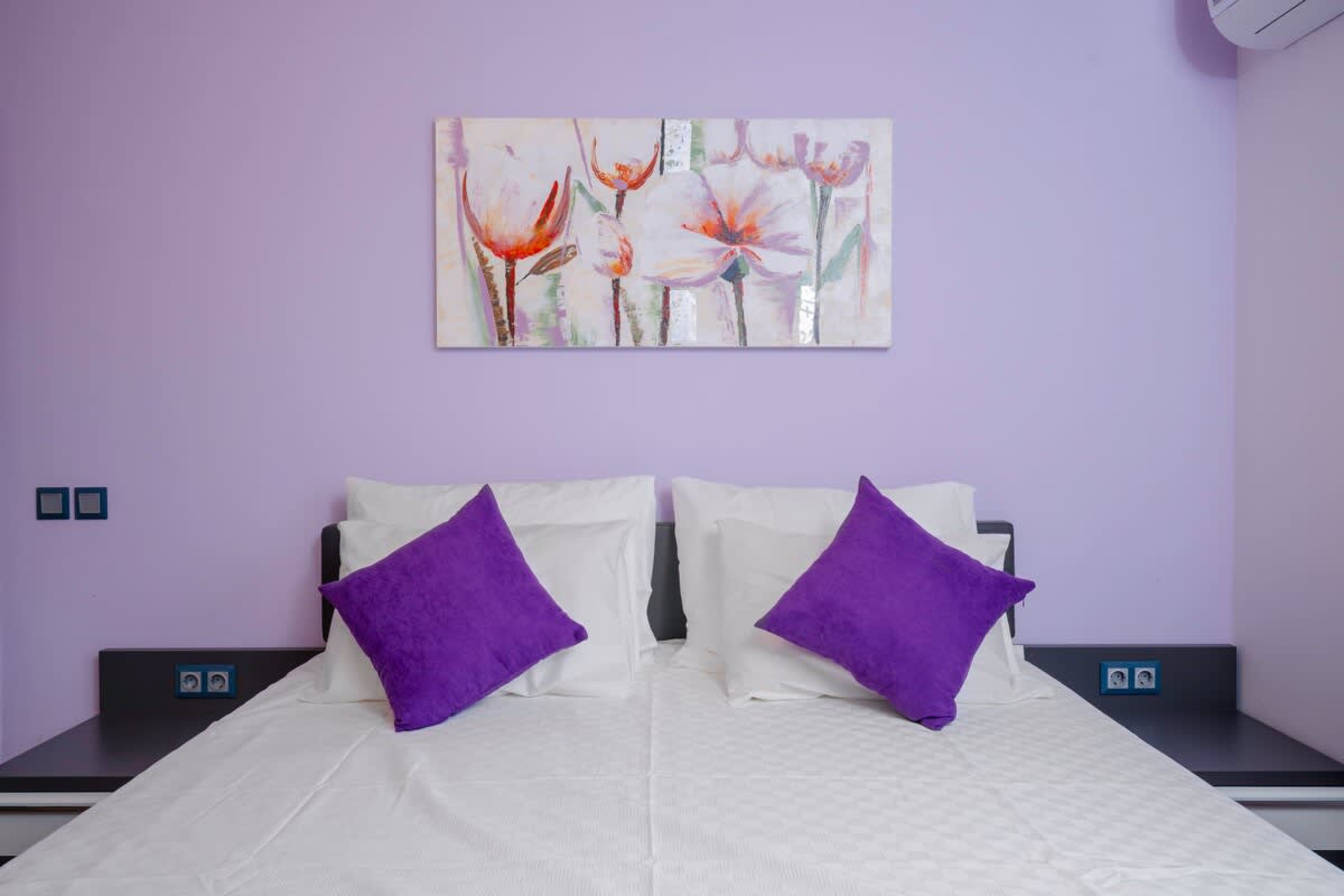 Feel at Home - Central 2BD Flat with Parking - Photo 10