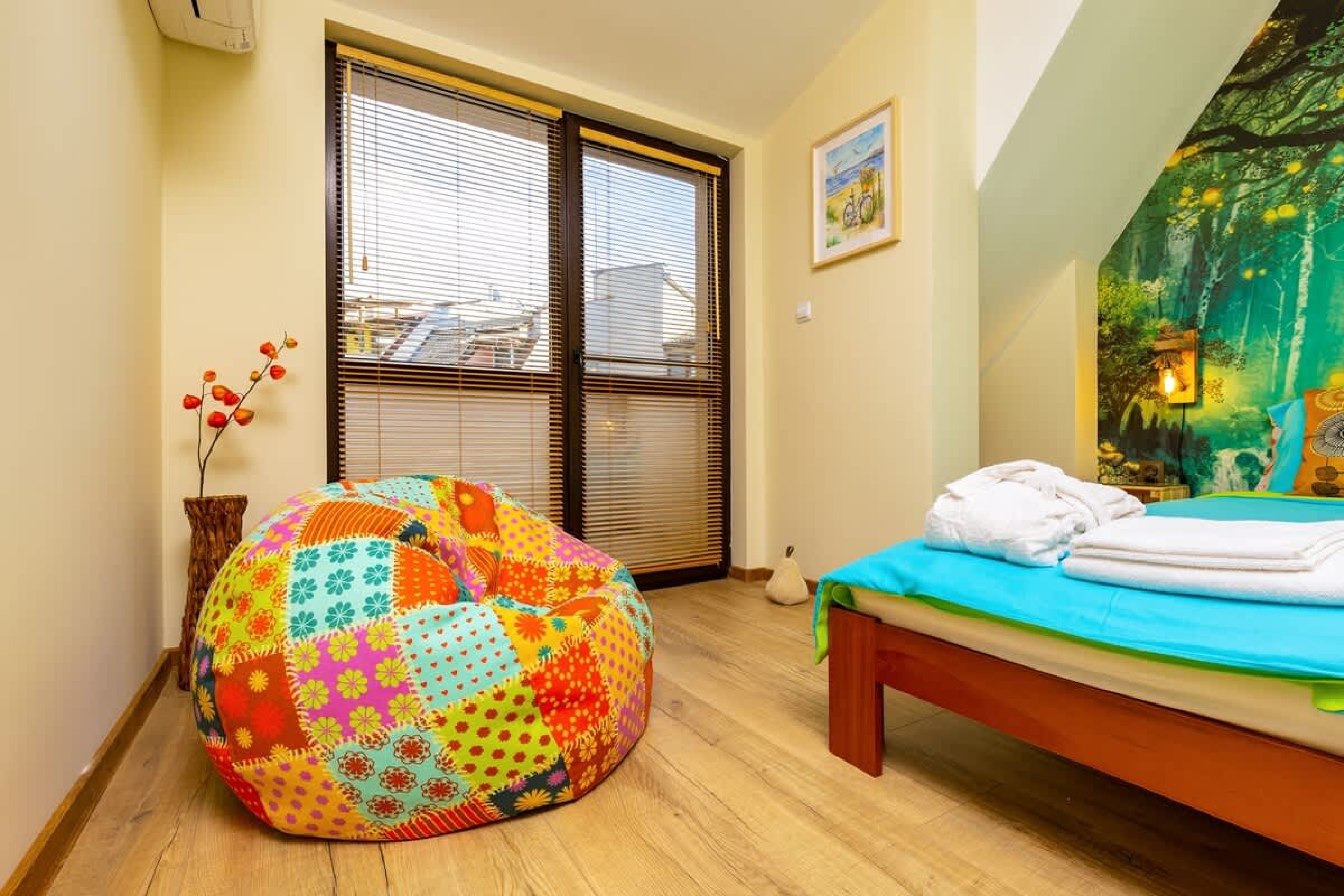 Scoutaround White Logo