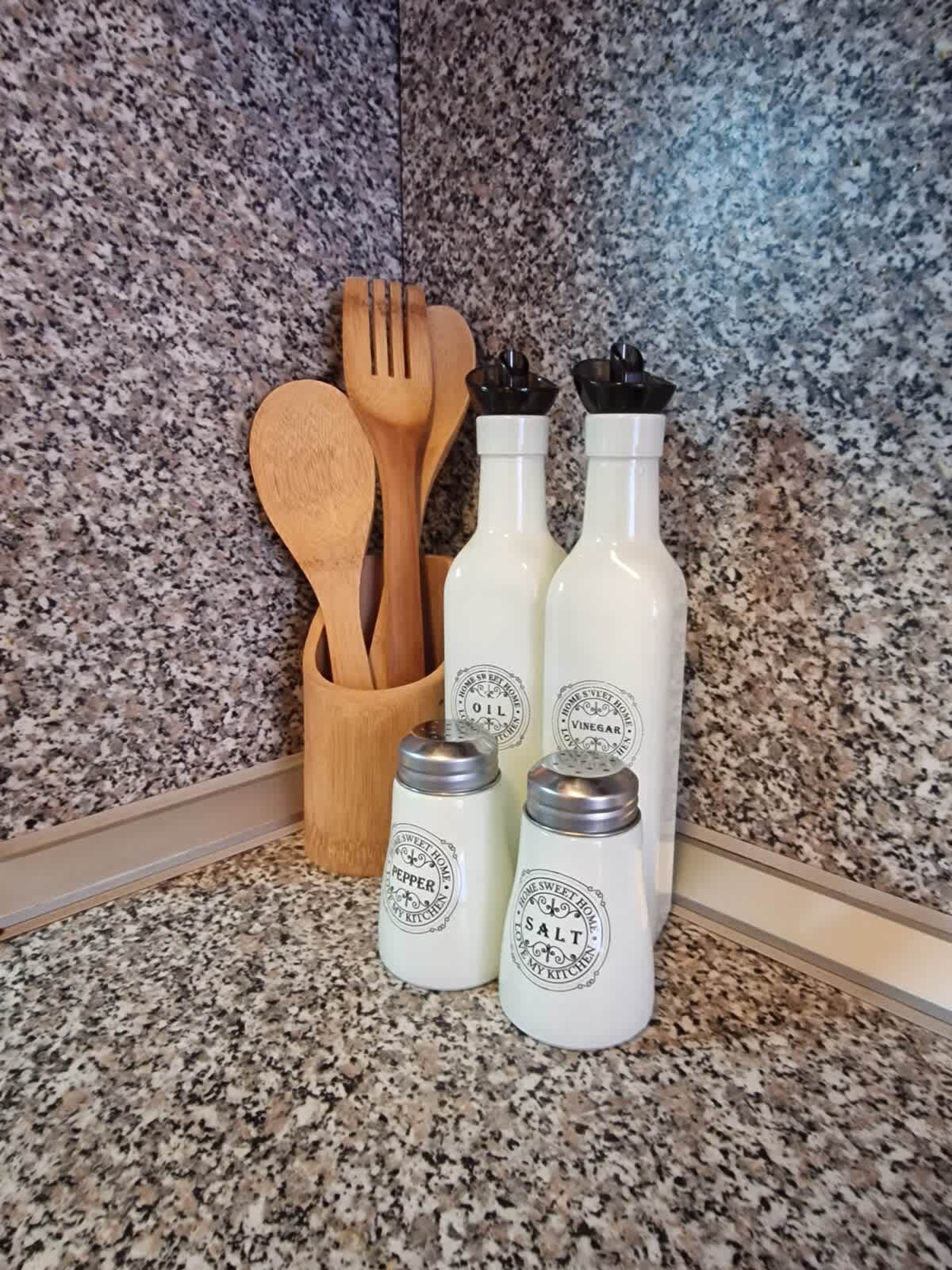 Scoutaround White Logo