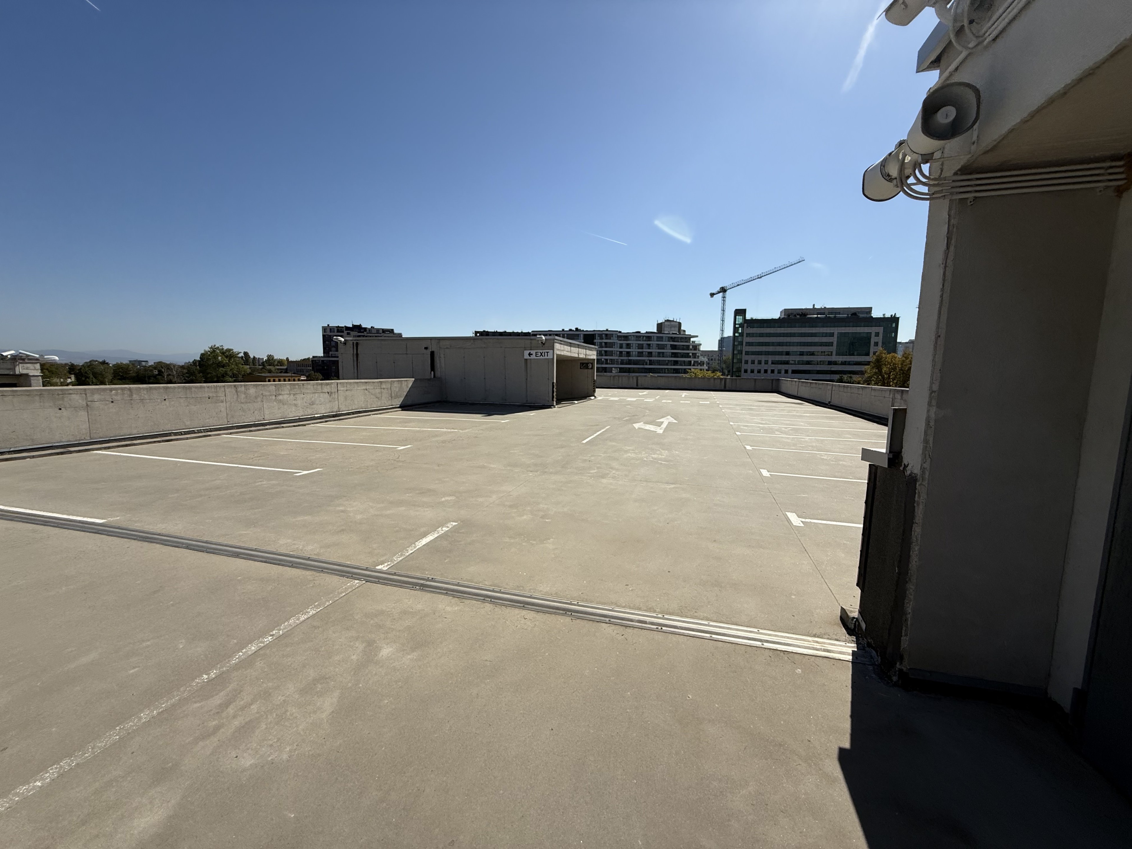 Scoutaround White Logo