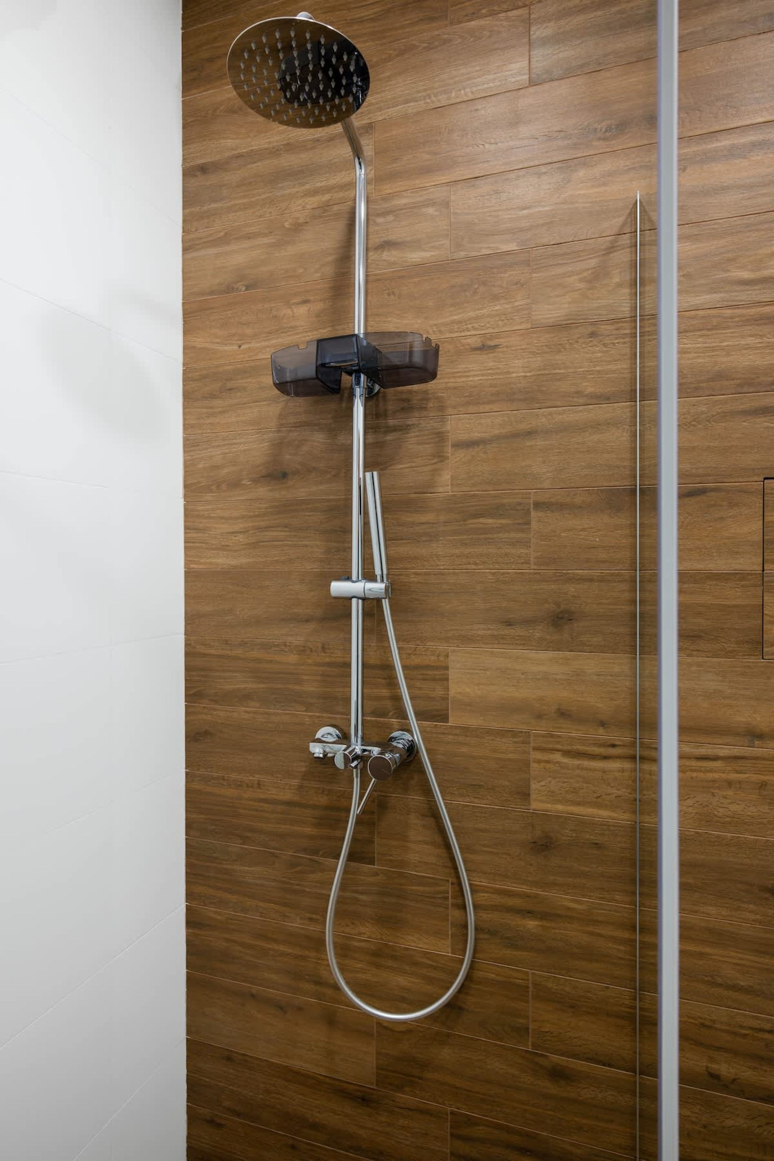 Scoutaround White Logo