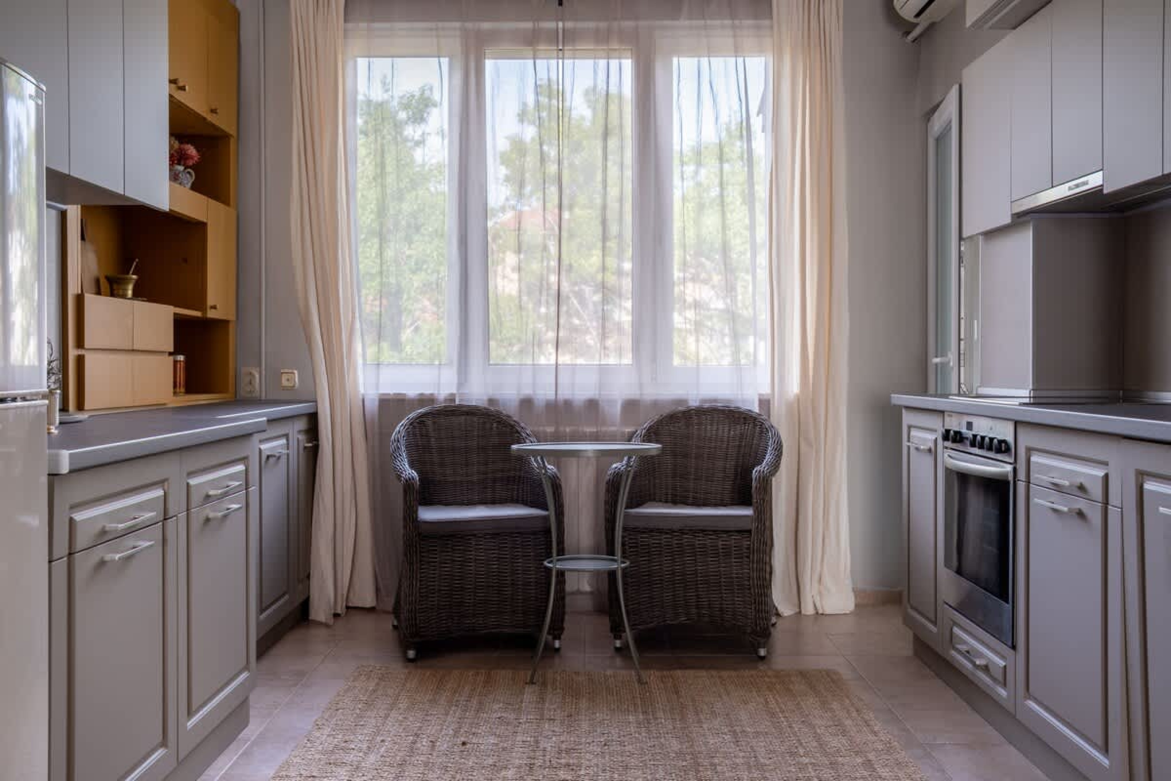 Scoutaround White Logo