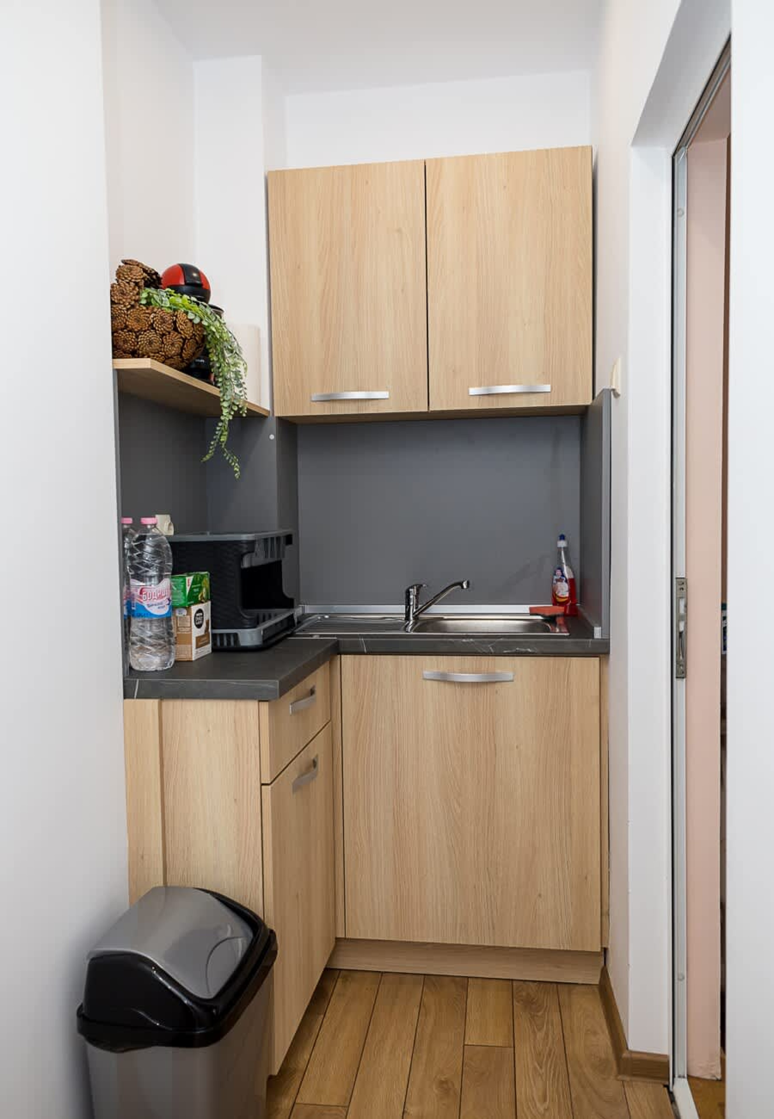 Scoutaround White Logo