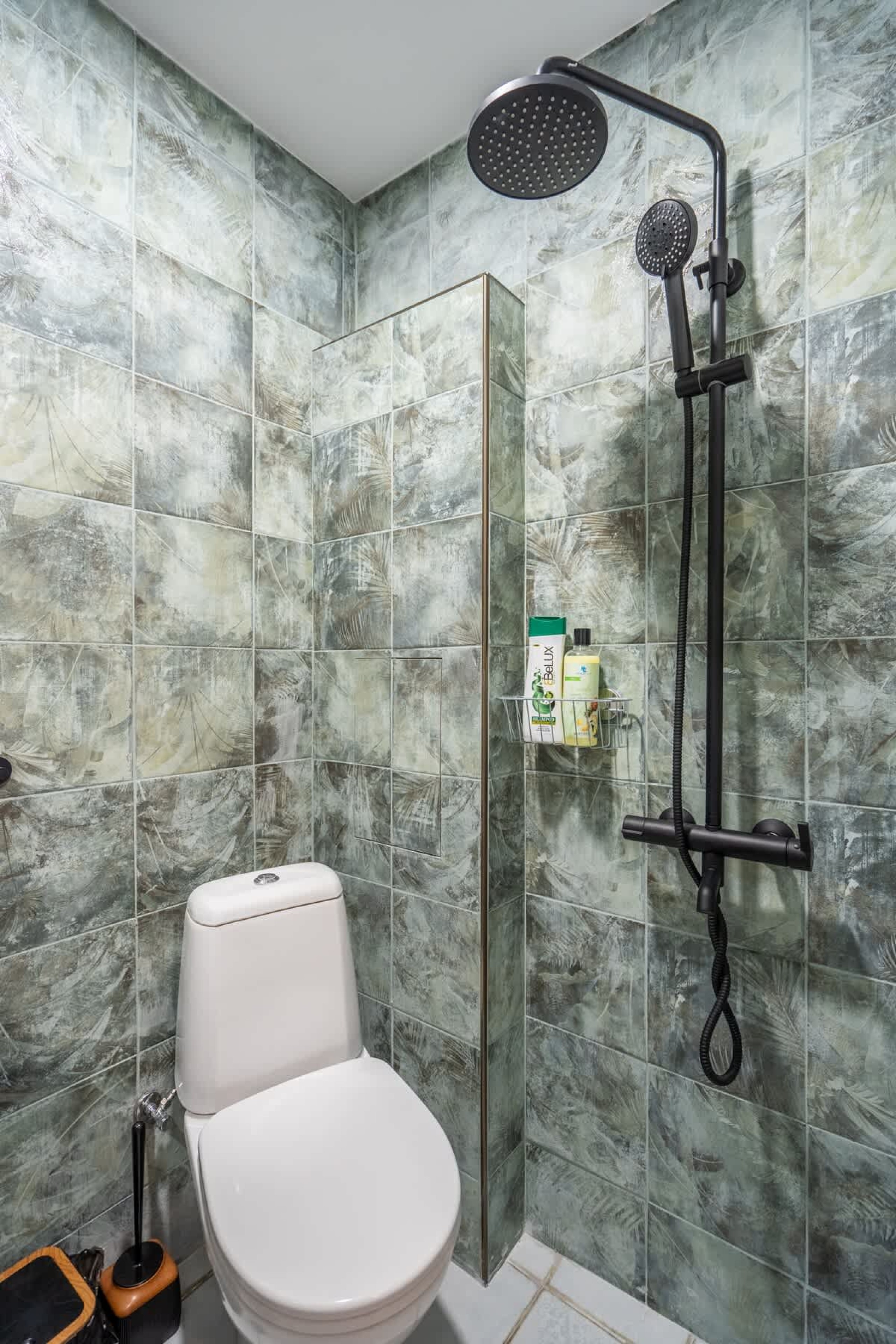 Scoutaround White Logo