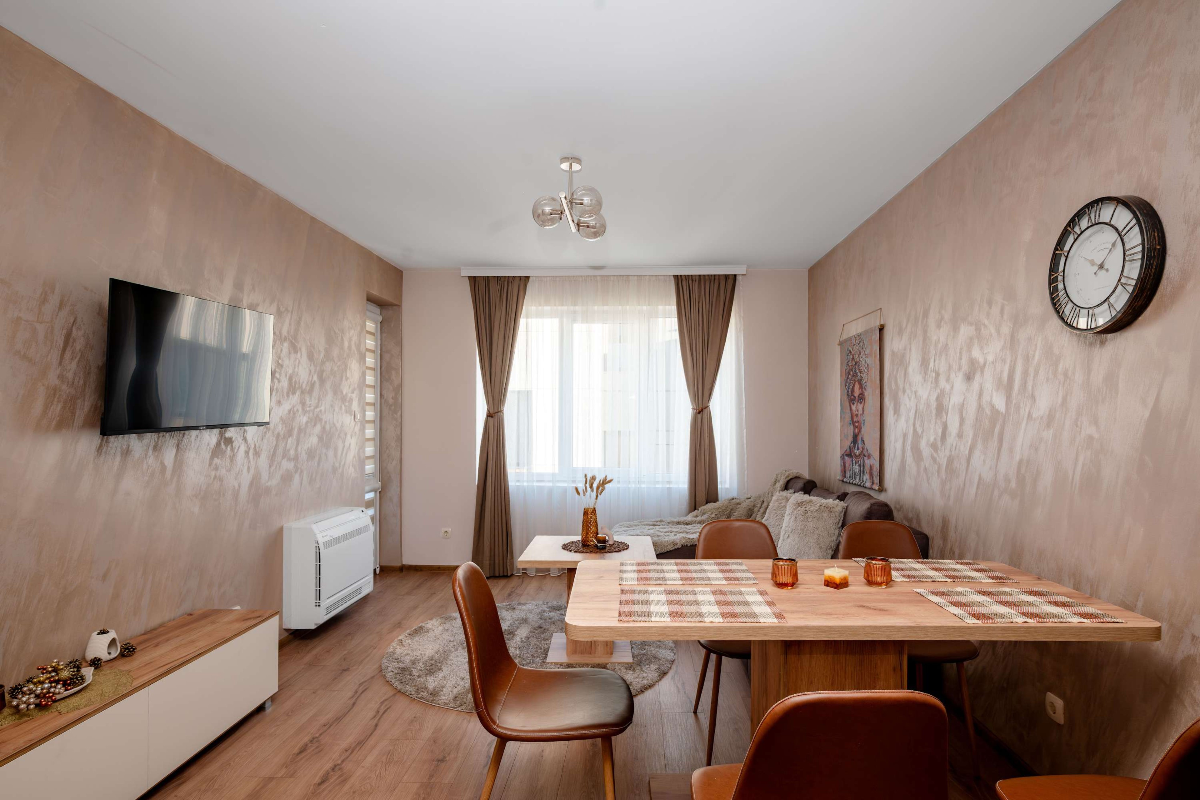 Scoutaround White Logo