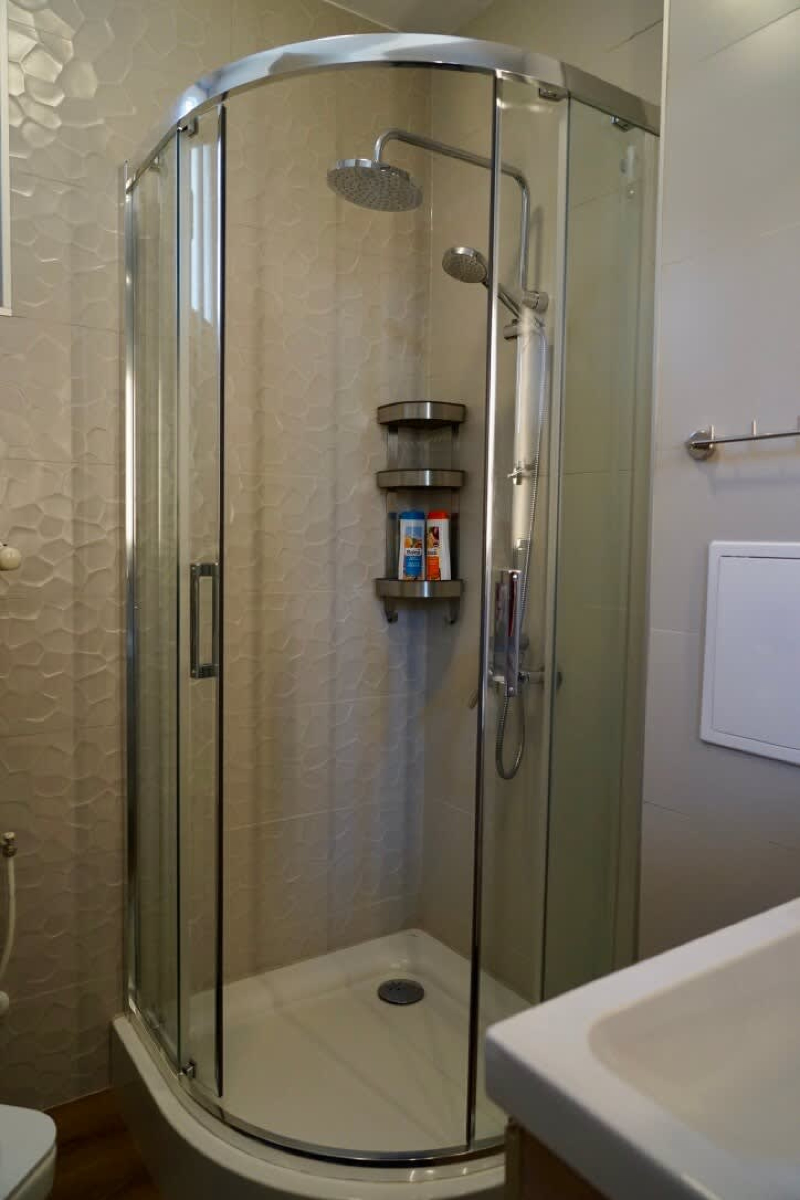 Scoutaround White Logo