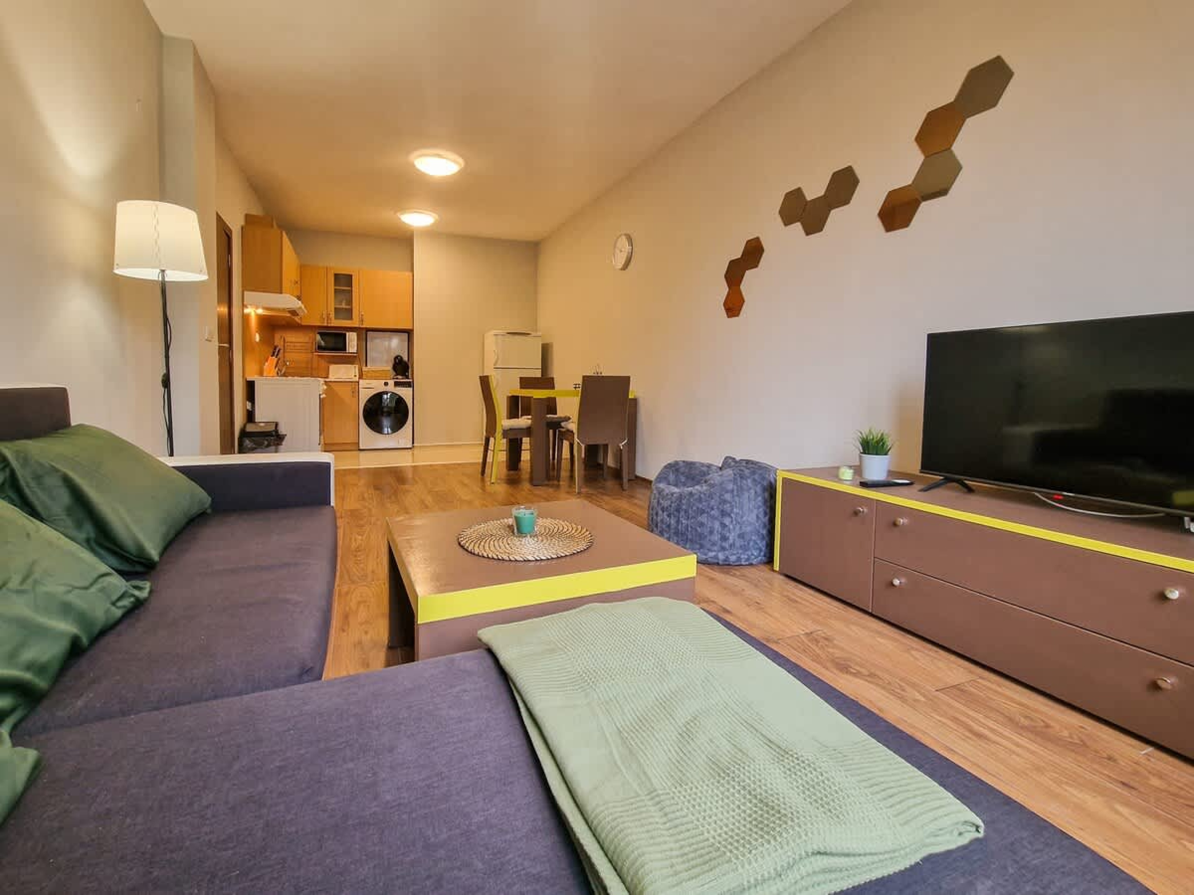 Scoutaround White Logo