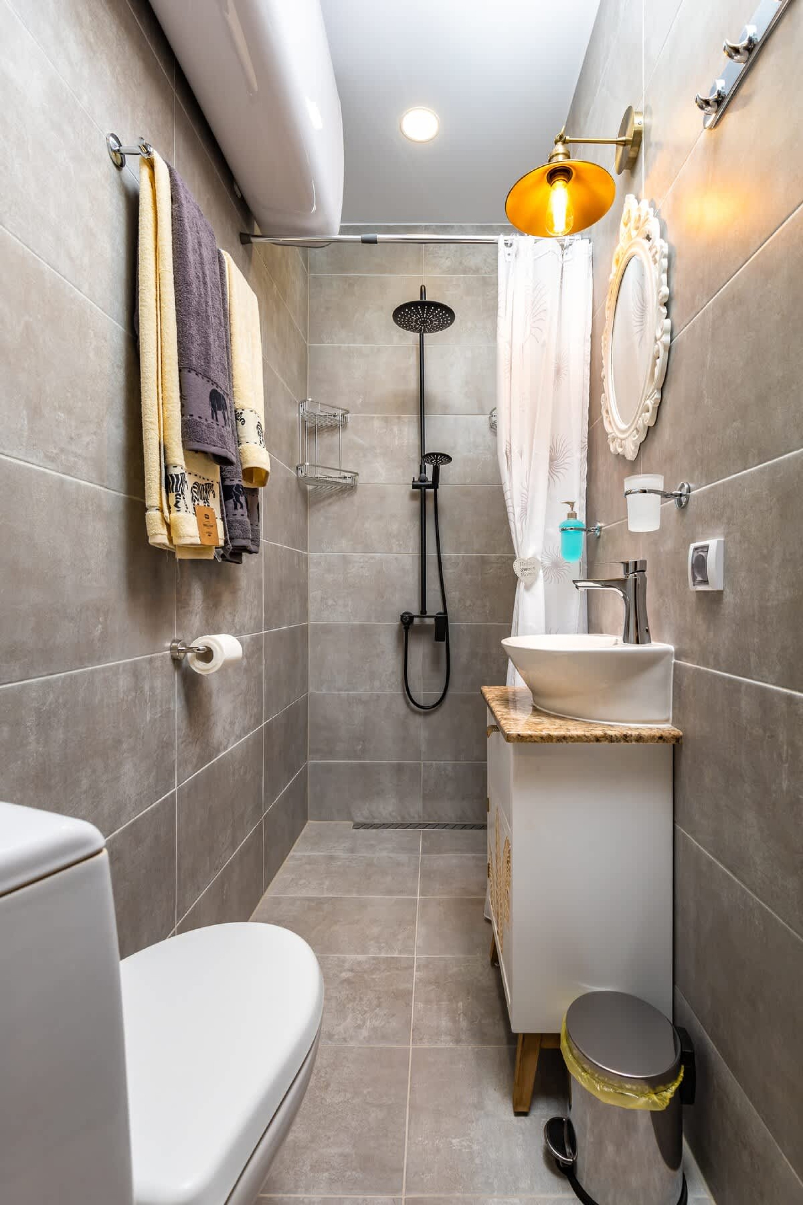 Scoutaround White Logo