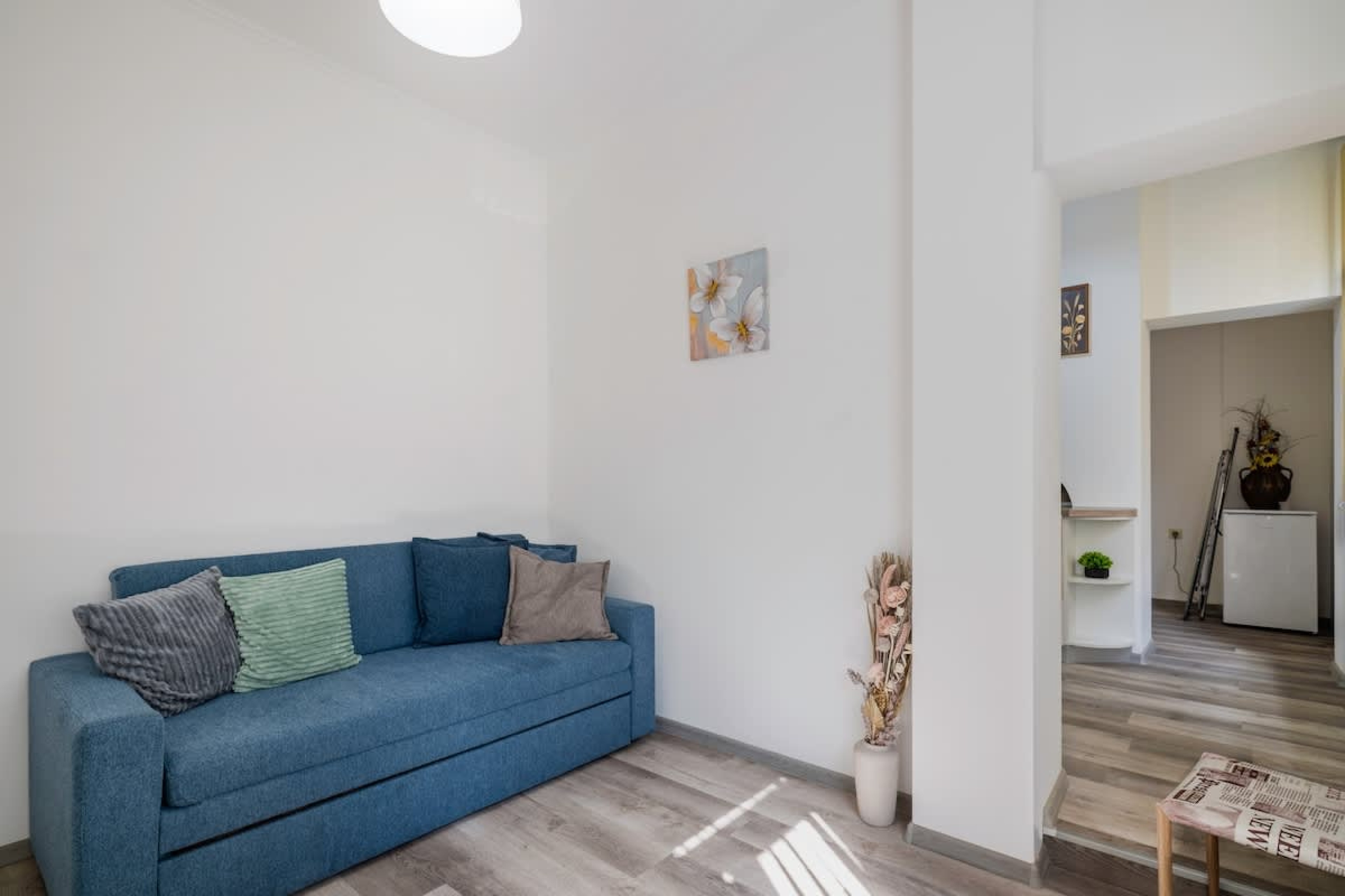 Scoutaround White Logo