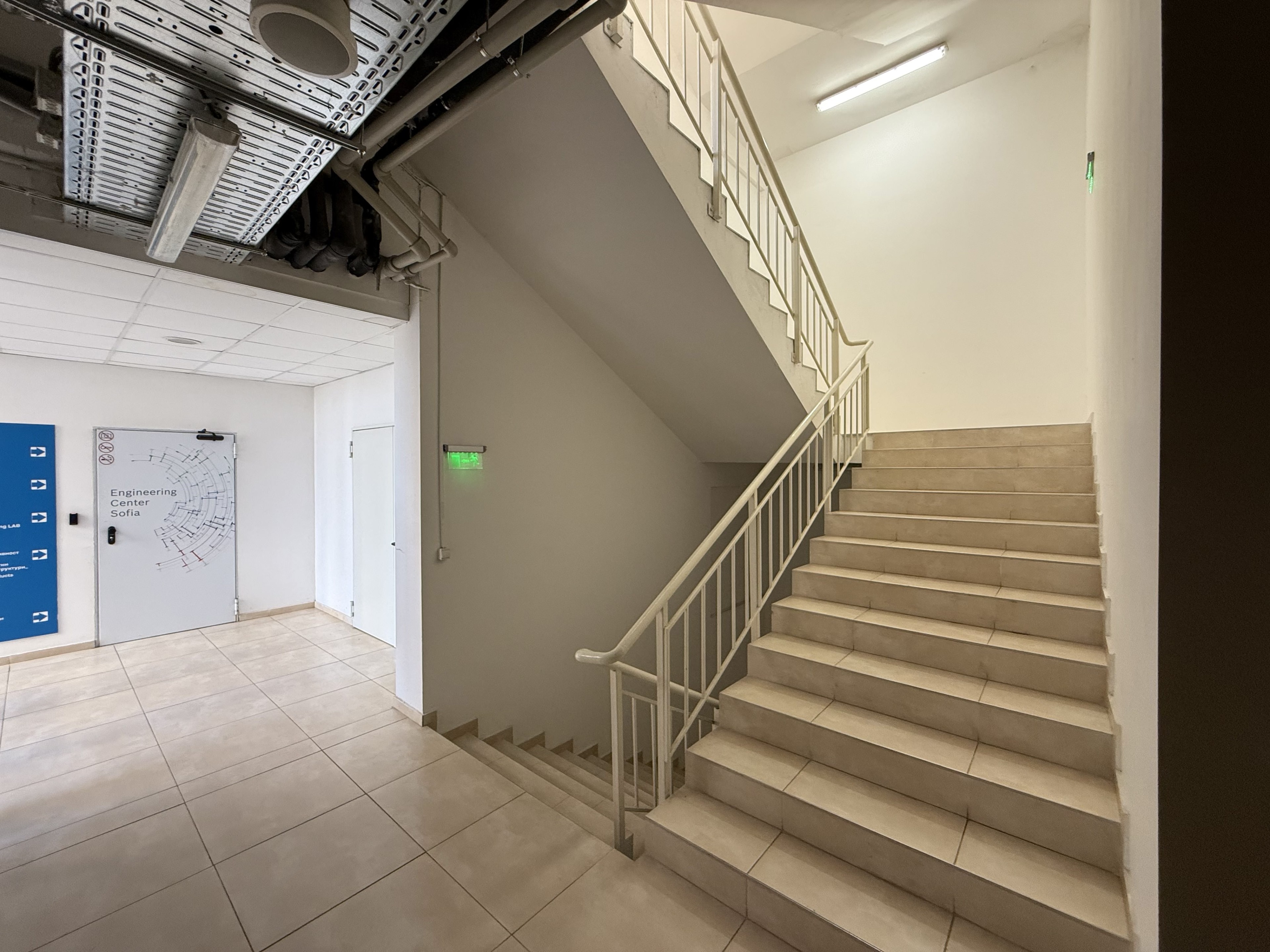 Scoutaround White Logo