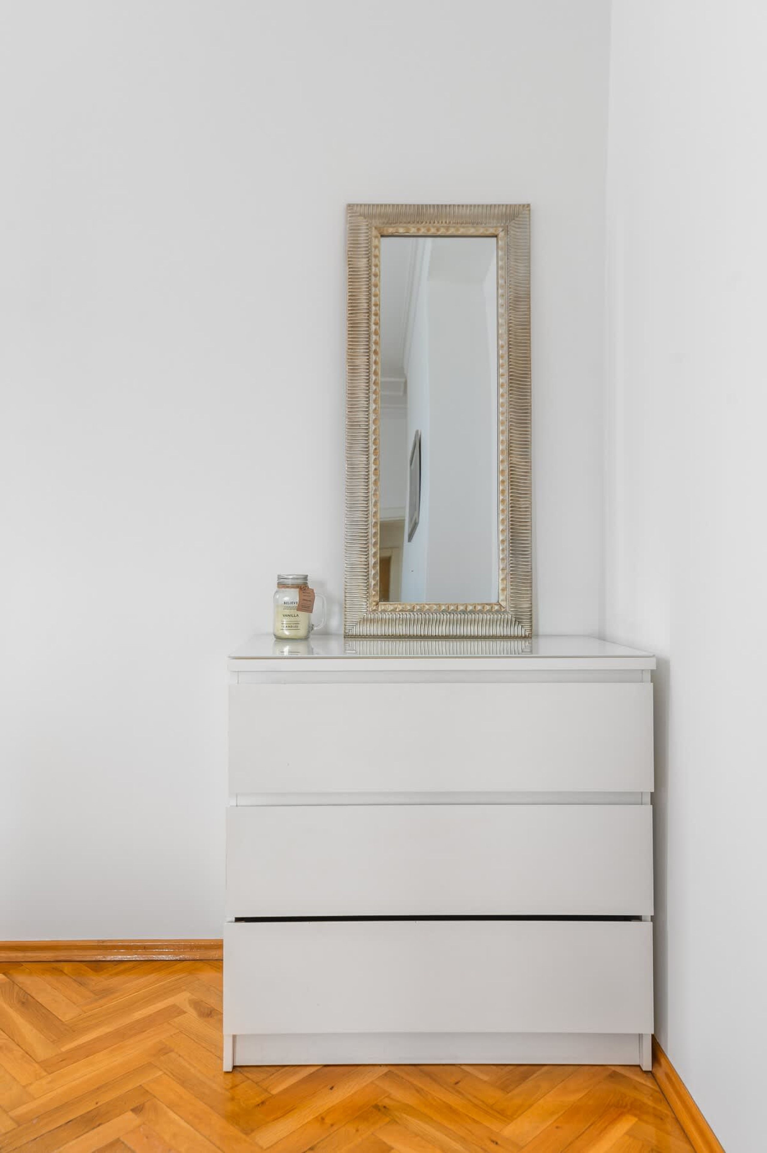 Scoutaround White Logo