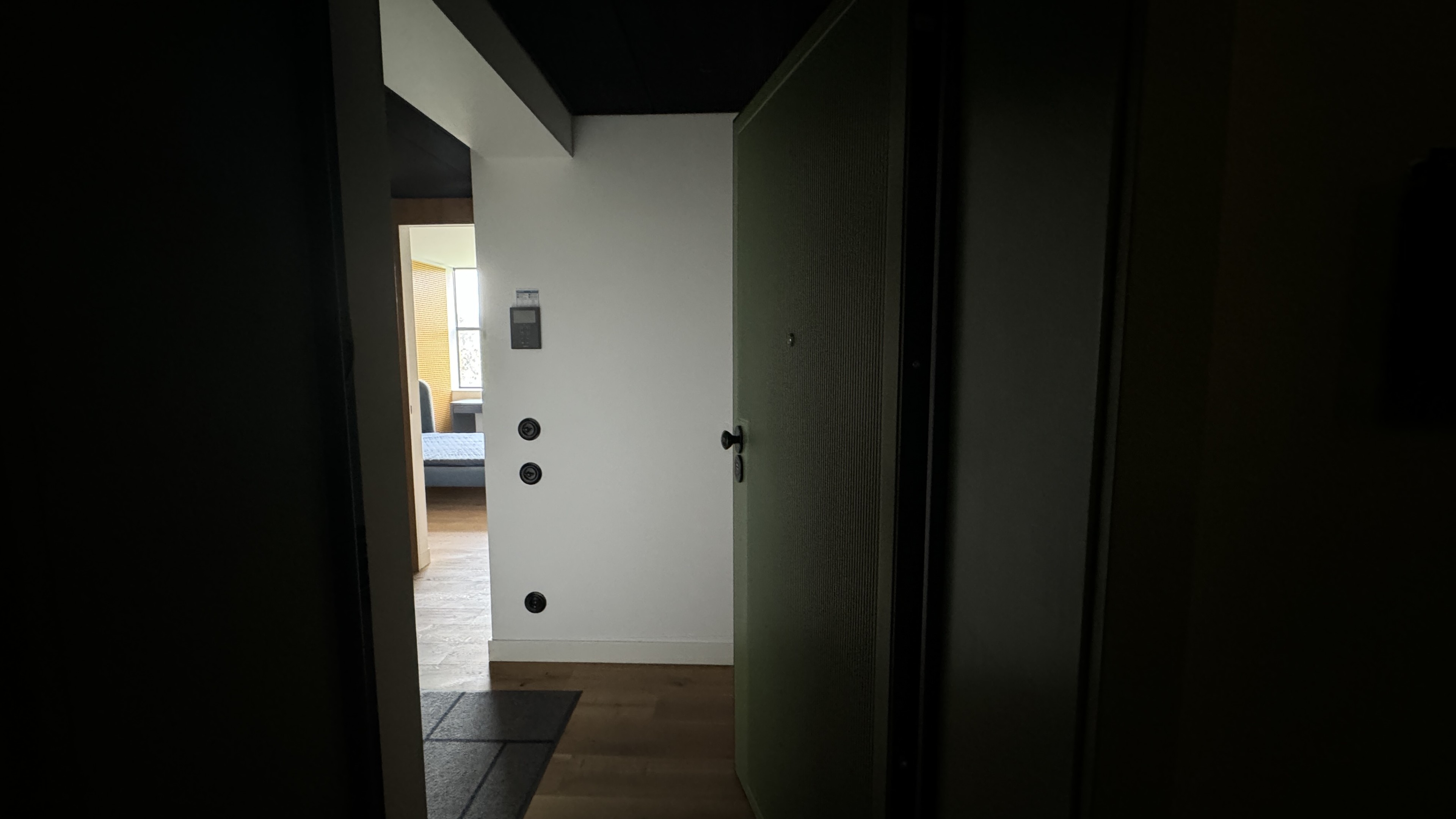 Scoutaround White Logo