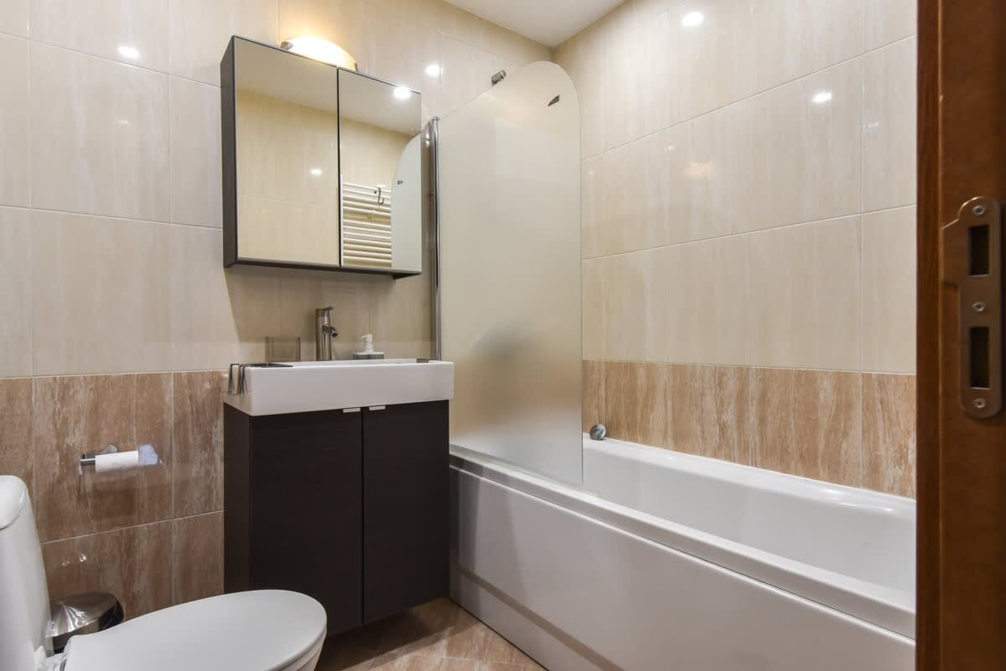 Scoutaround White Logo